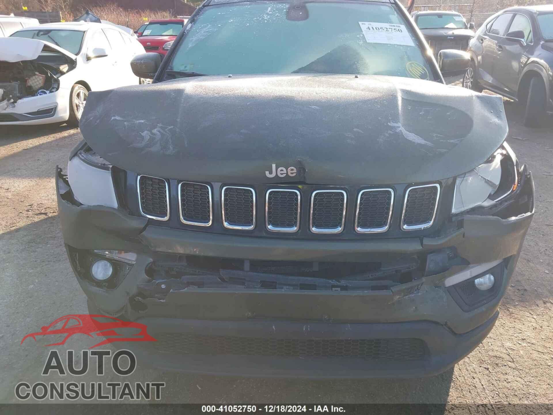JEEP COMPASS 2018 - 3C4NJDBB2JT334592