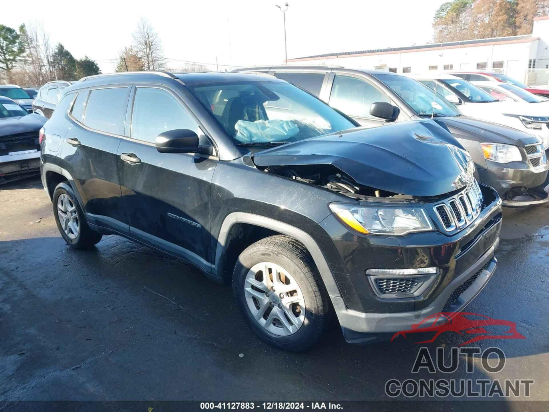 JEEP COMPASS 2018 - 3C4NJCAB7JT204125