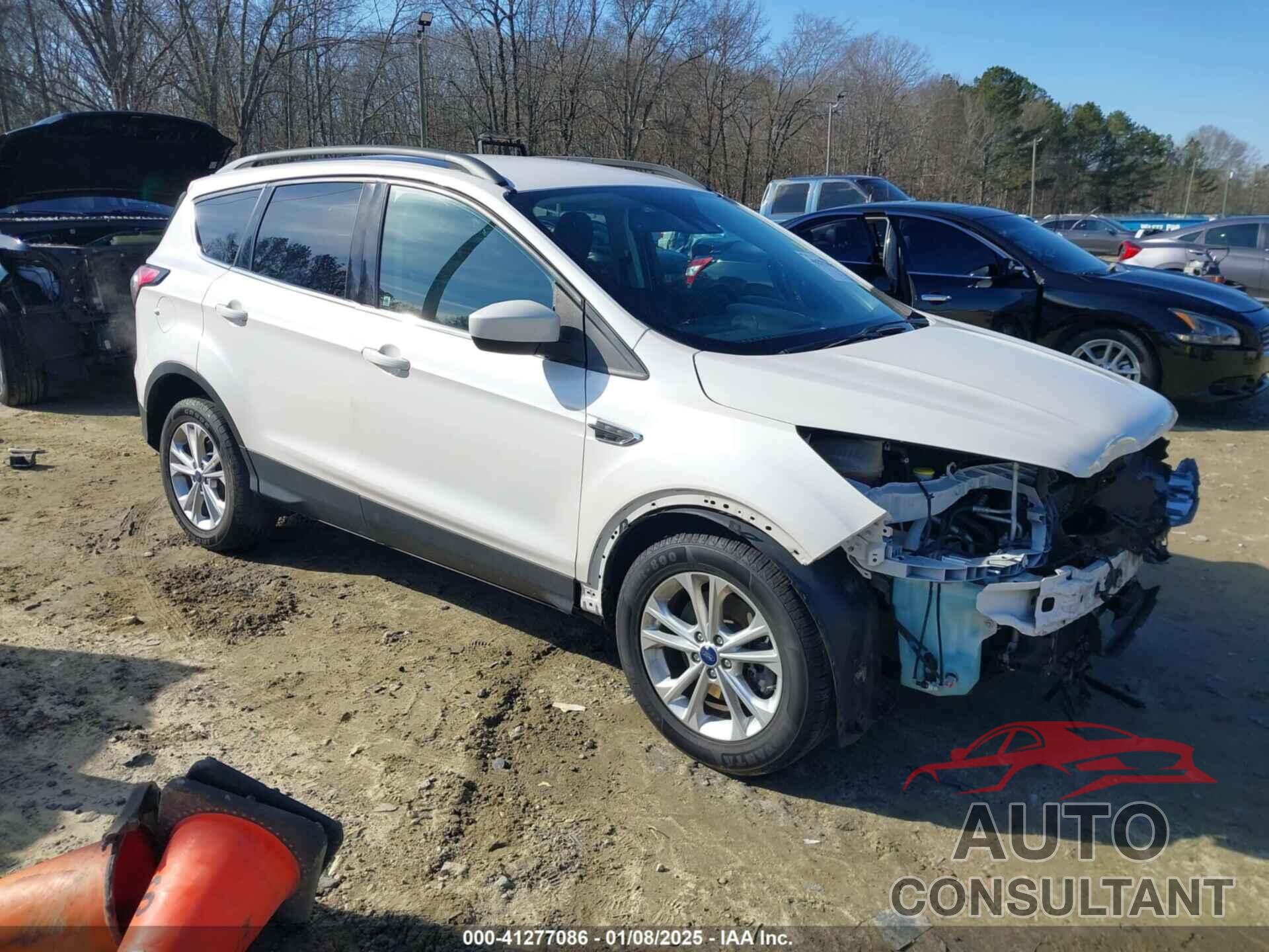 FORD ESCAPE 2018 - 1FMCU9GD5JUA80237