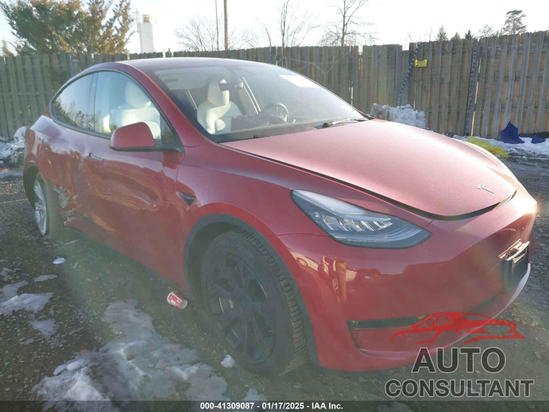 TESLA MODEL Y 2021 - 5YJYGAEE3MF179683