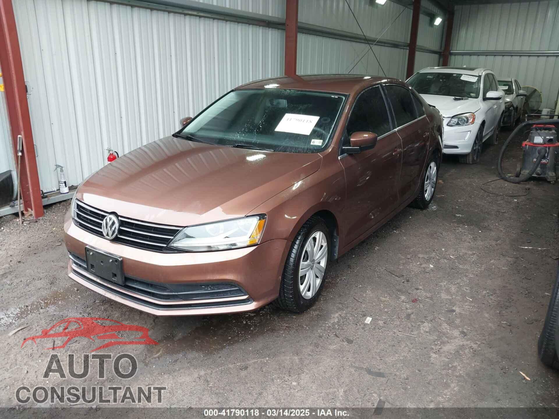 VOLKSWAGEN JETTA 2017 - 3VW2B7AJ9HM291171