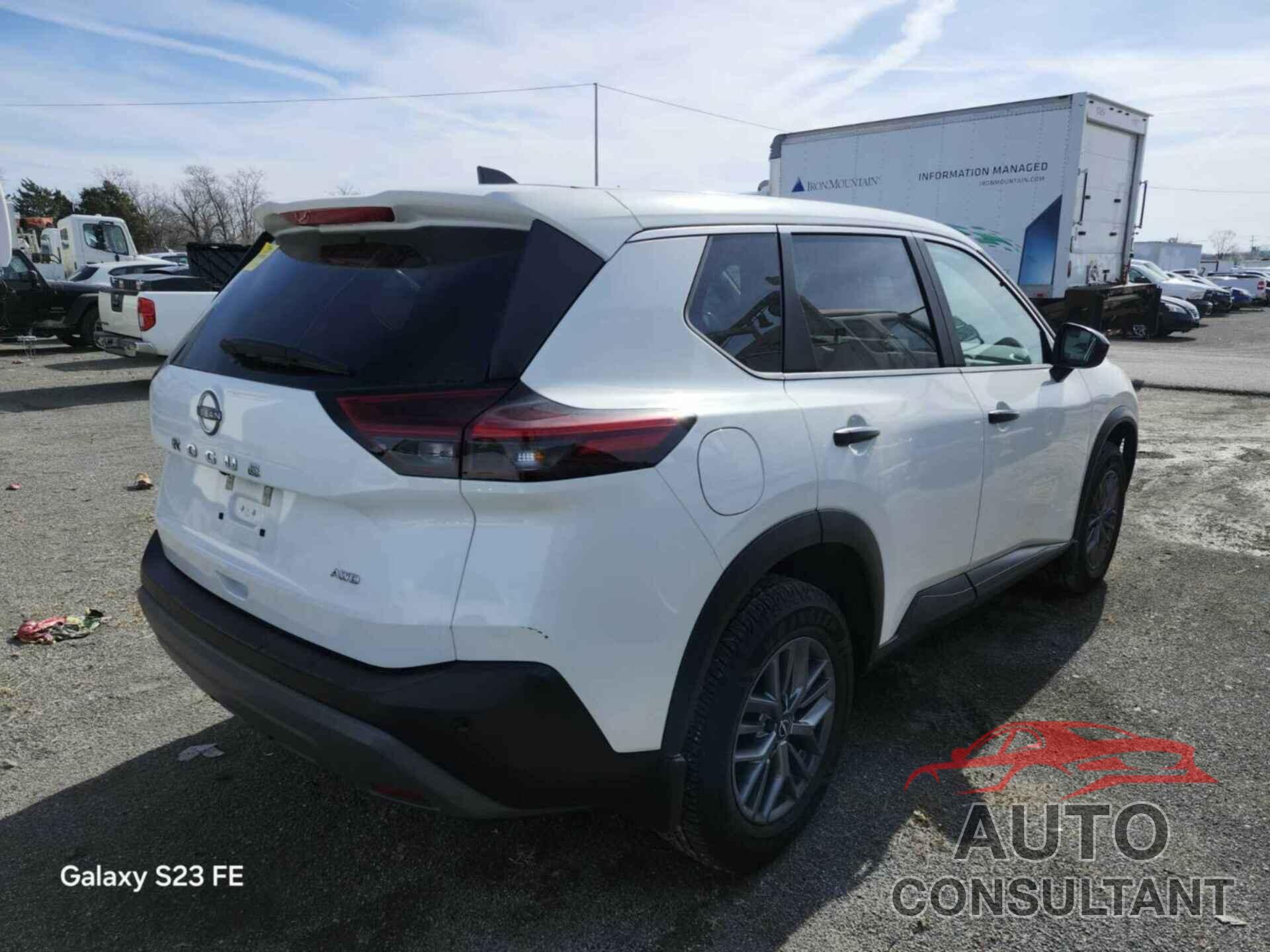 NISSAN ROGUE 2023 - 5N1BT3AB3PC874641
