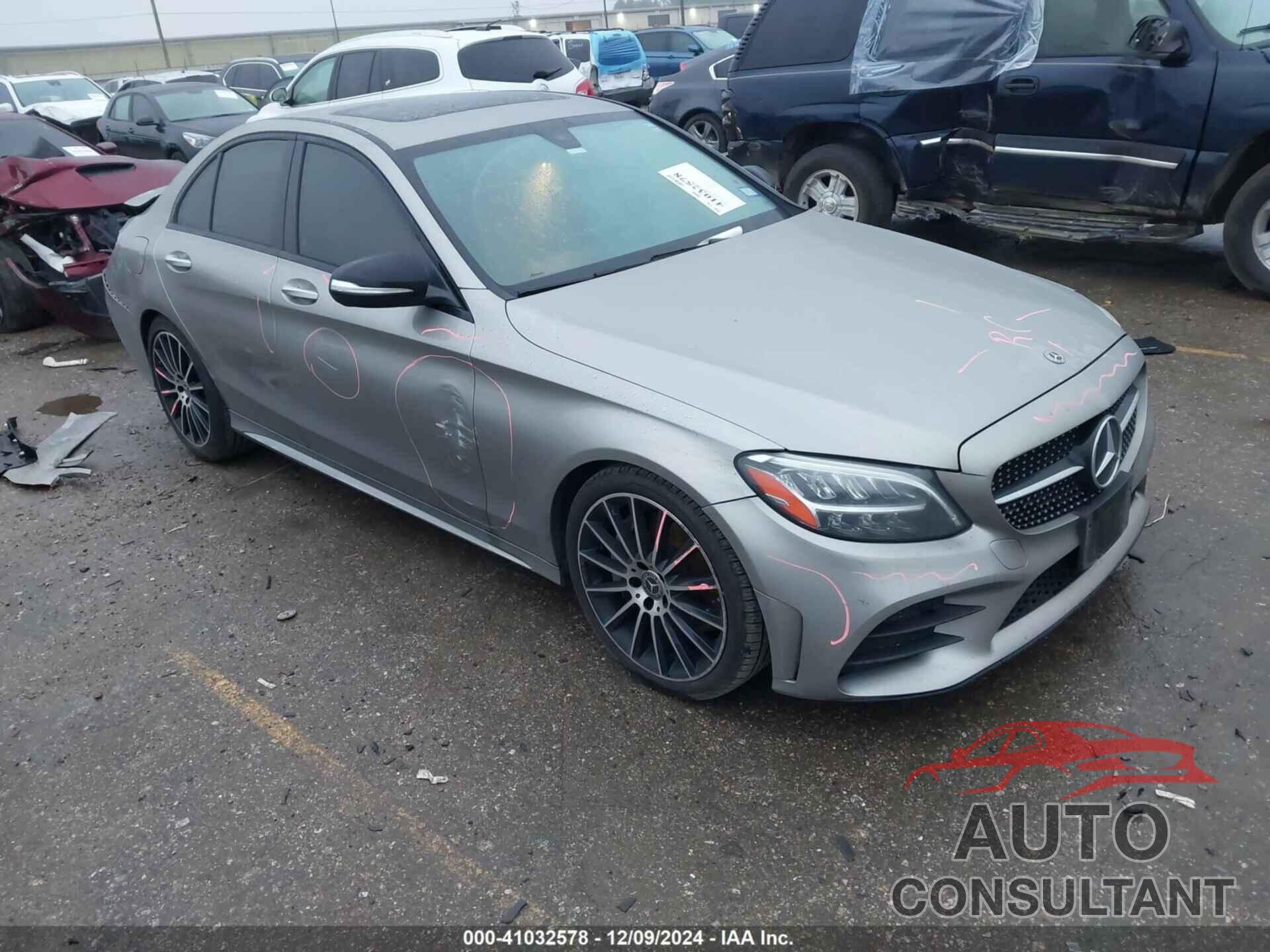 MERCEDES-BENZ C 300 2019 - 55SWF8DB2KU308745