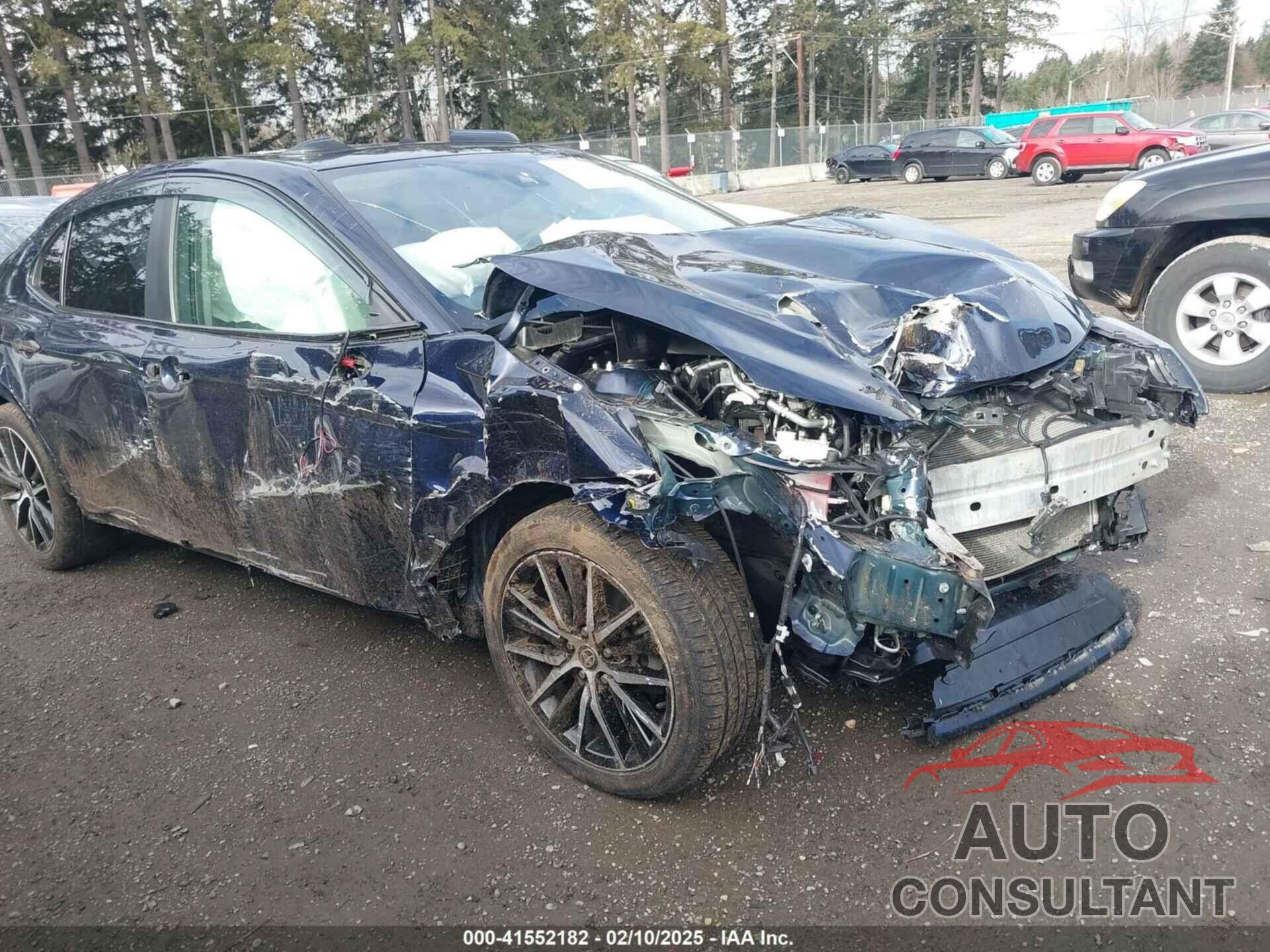 TOYOTA CAMRY 2022 - 4T1T11BK2NU053518