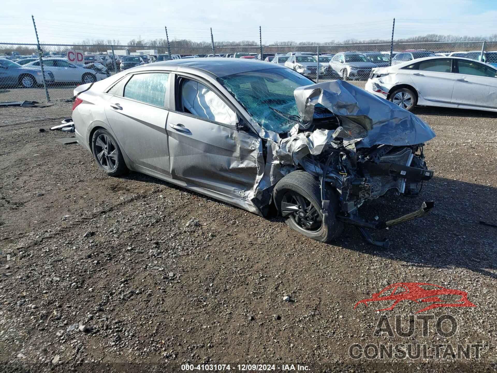 HYUNDAI ELANTRA 2023 - KMHLM4AGXPU498727