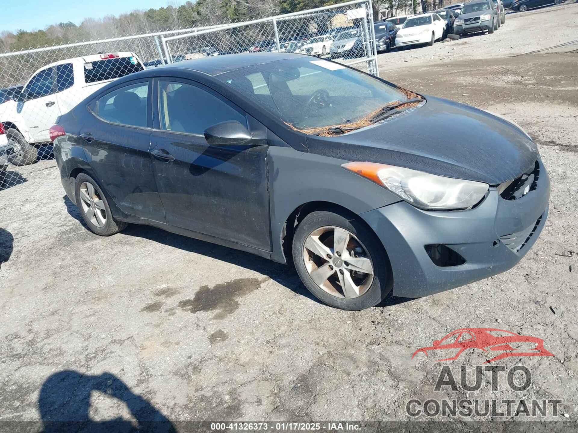 HYUNDAI ELANTRA 2013 - KMHDH4AE2DU740056