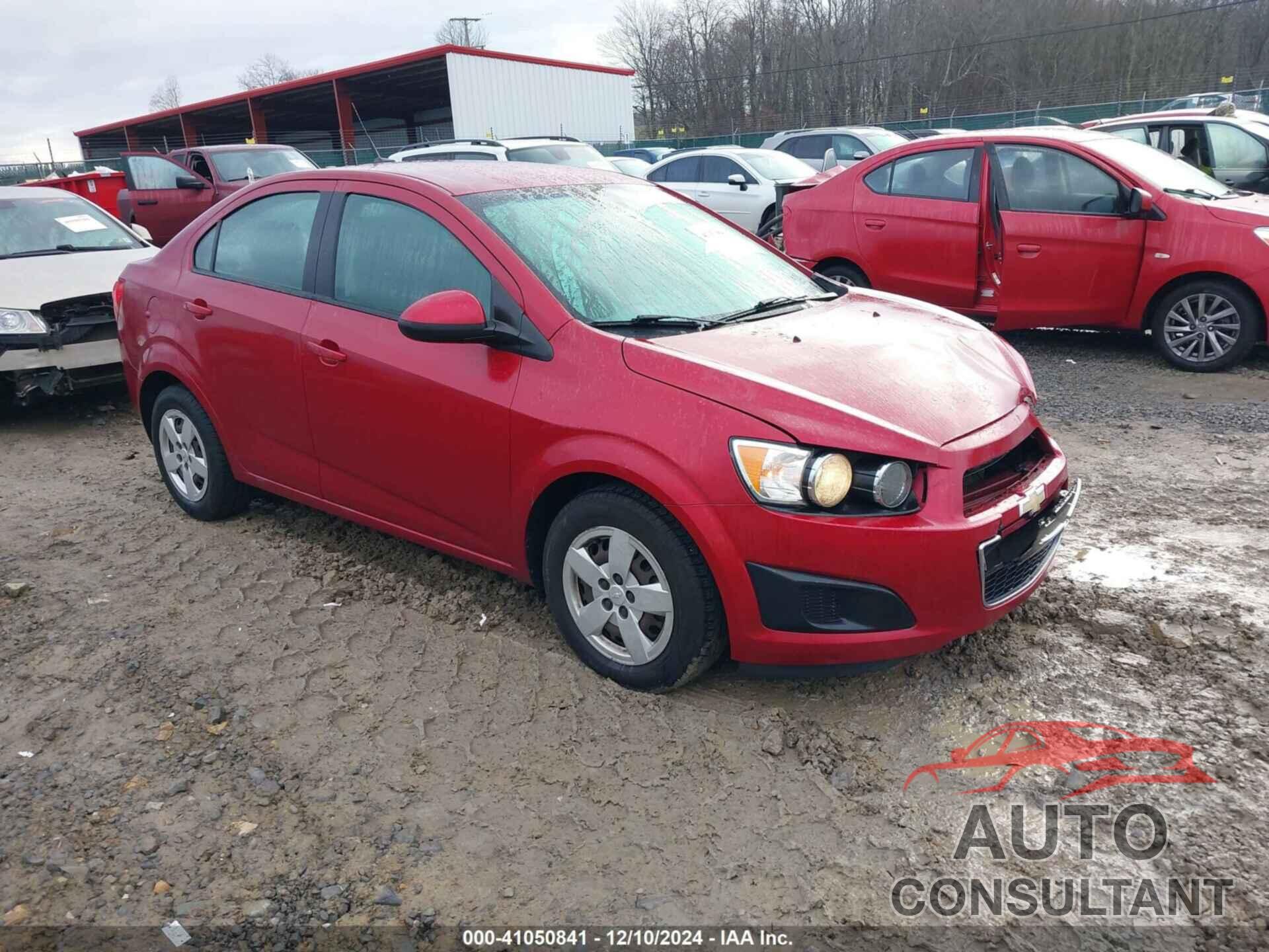 CHEVROLET SONIC 2013 - 1G1JA5SH9D4255089