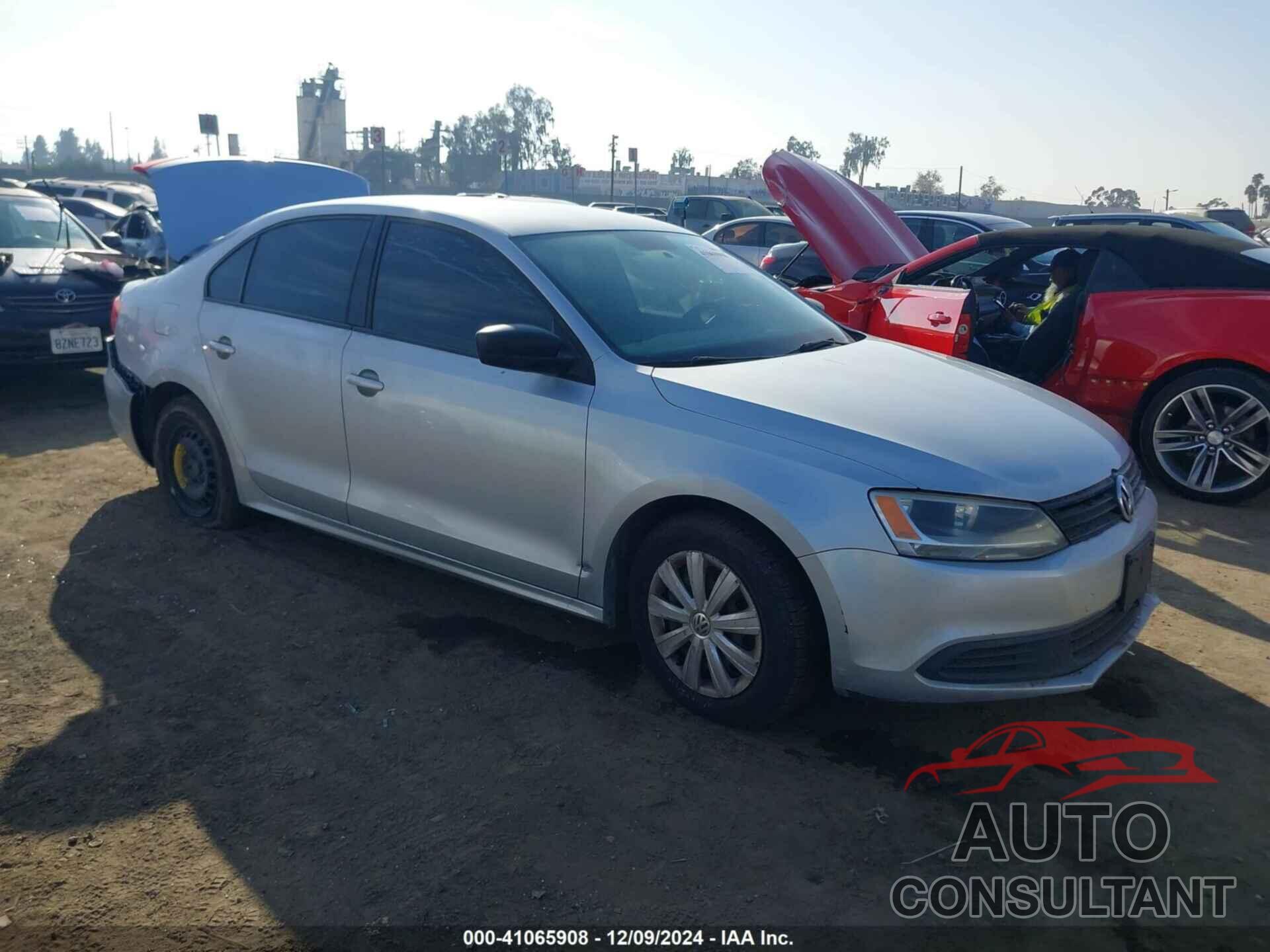 VOLKSWAGEN JETTA 2011 - 3VW2K7AJ1BM325725