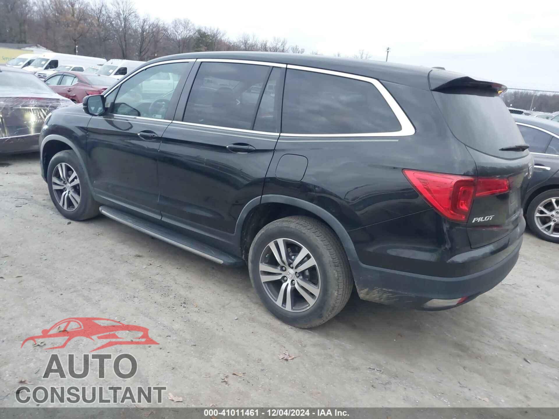 HONDA PILOT 2018 - 5FNYF6H31JB045602