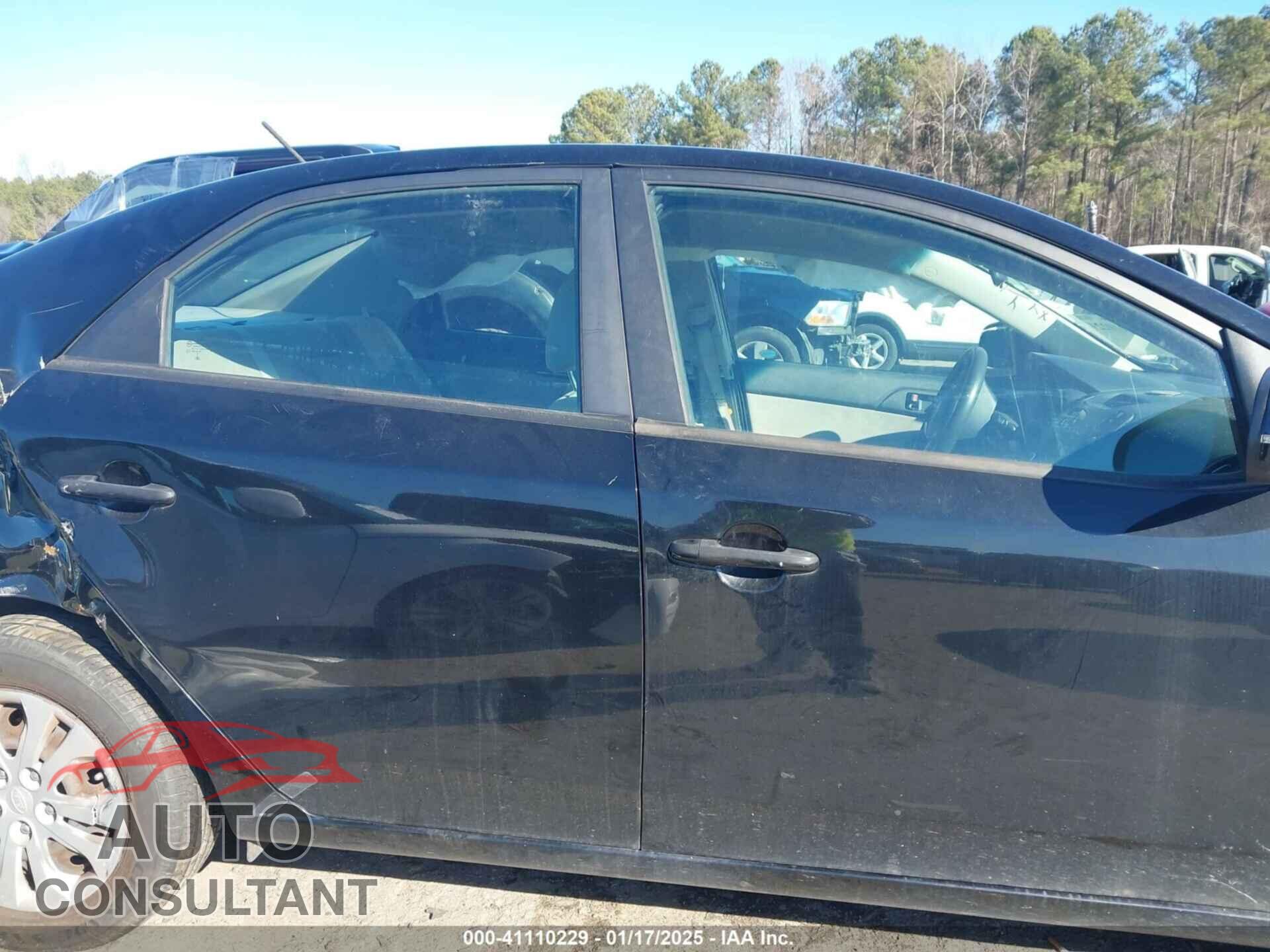 KIA FORTE 2011 - KNAFU4A25B5373902