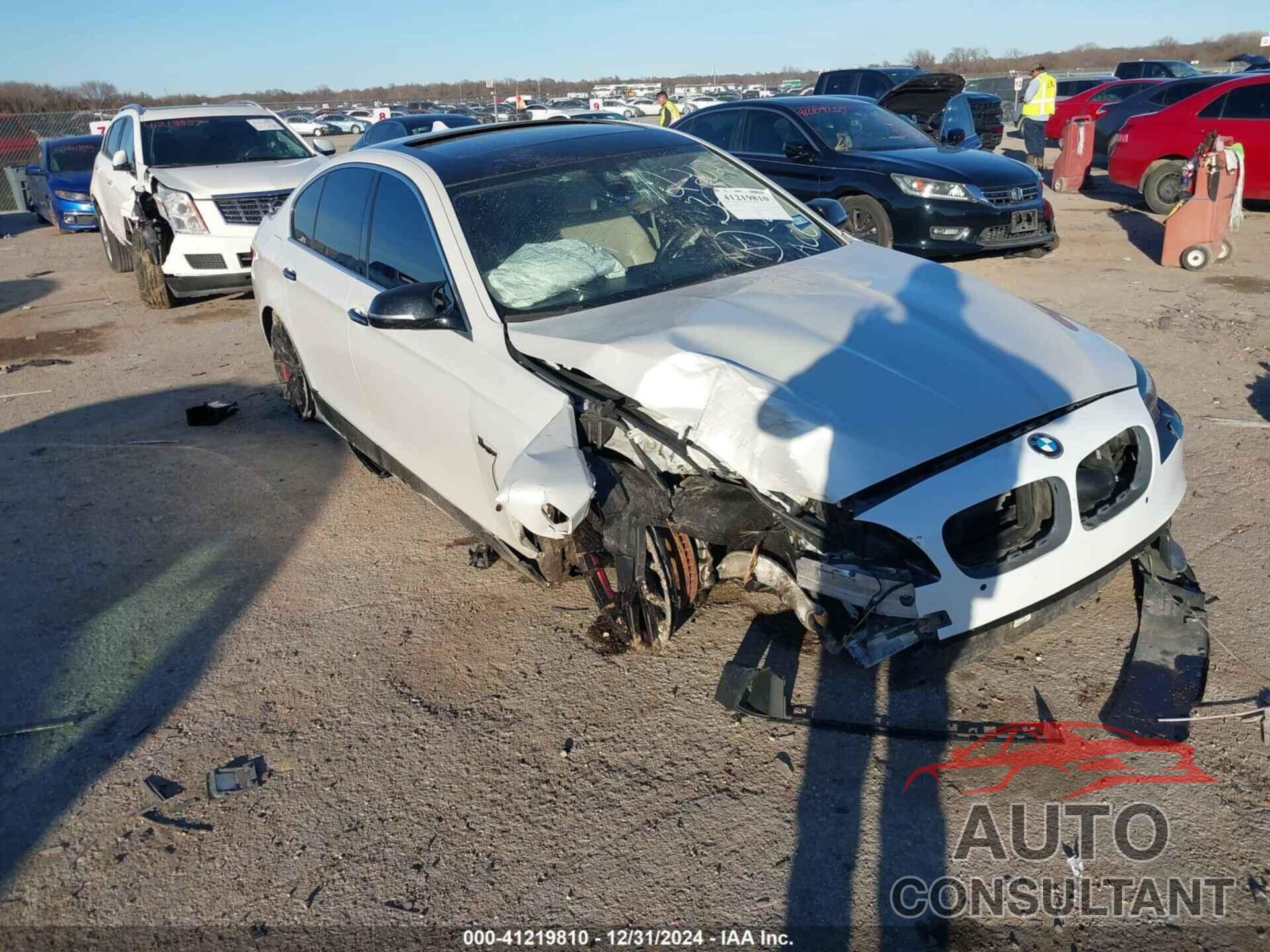 BMW 550I 2016 - WBAKP9C50GG587489
