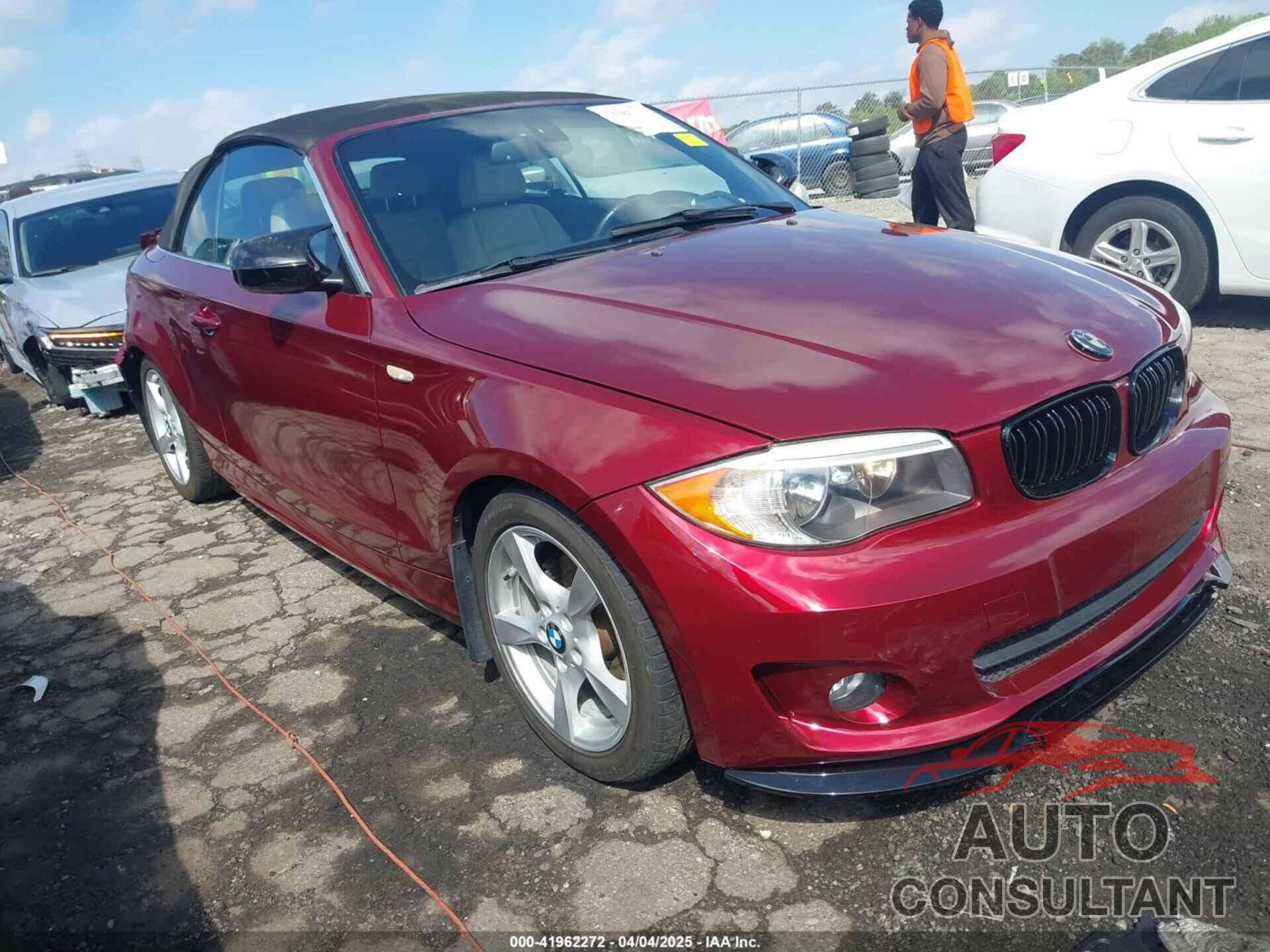 BMW 128I 2013 - WBAUL7C5XDVU09329