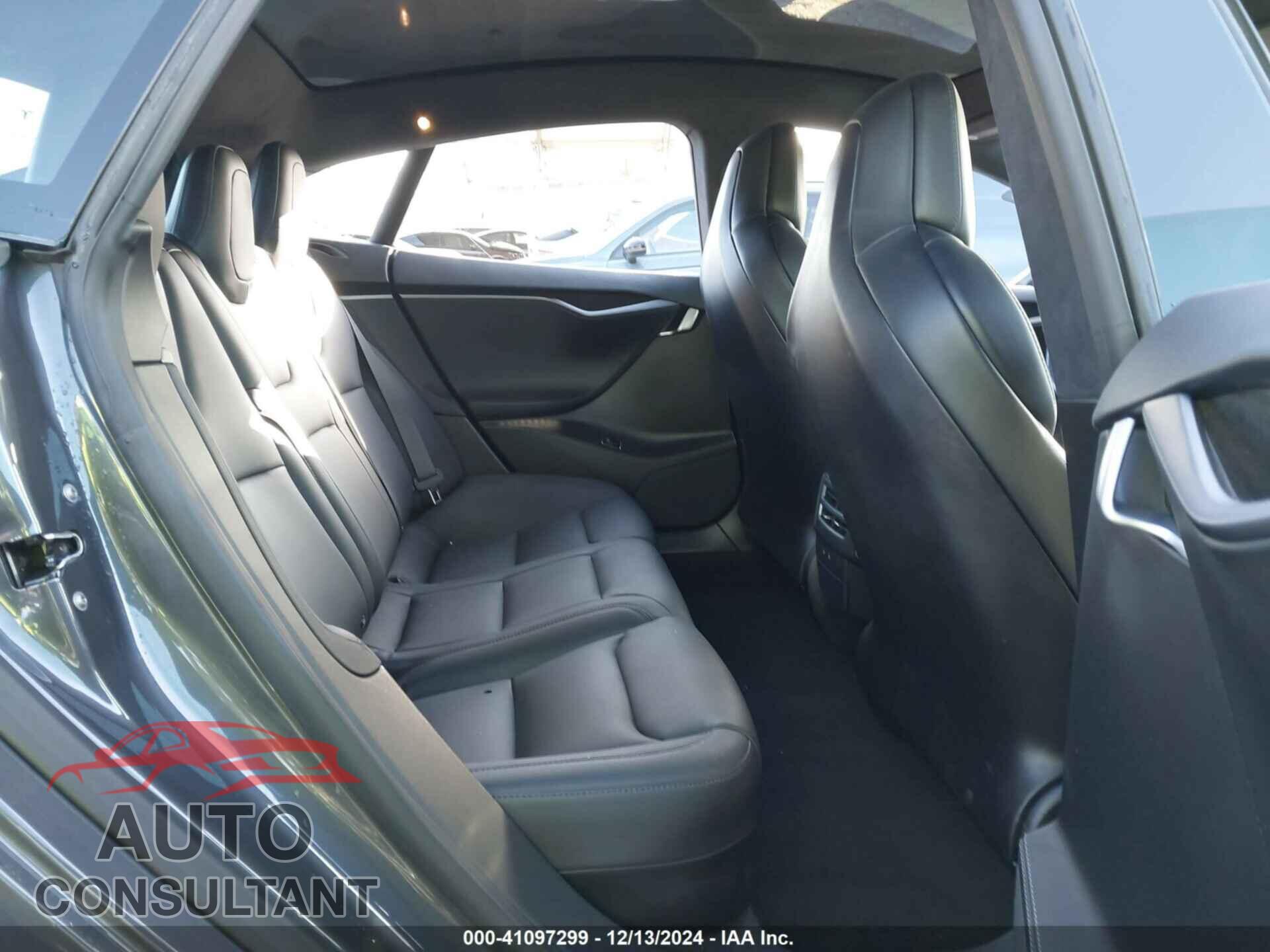 TESLA MODEL S 2018 - 5YJSA1E24JF291613