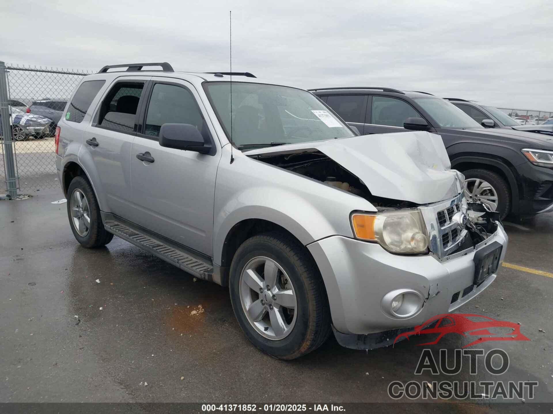 FORD ESCAPE 2010 - 1FMCU0D79AKB34581