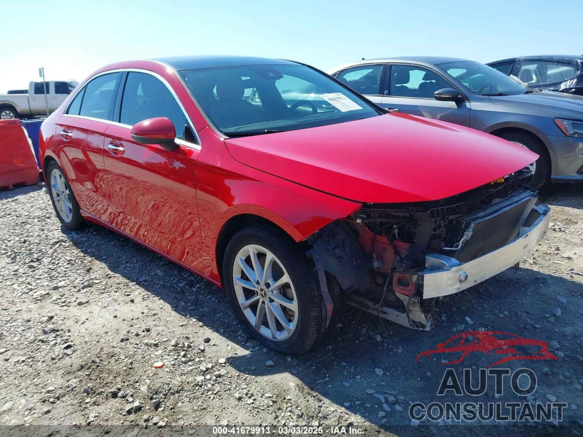MERCEDES-BENZ A 220 2019 - WDD3G4EBXKW025908