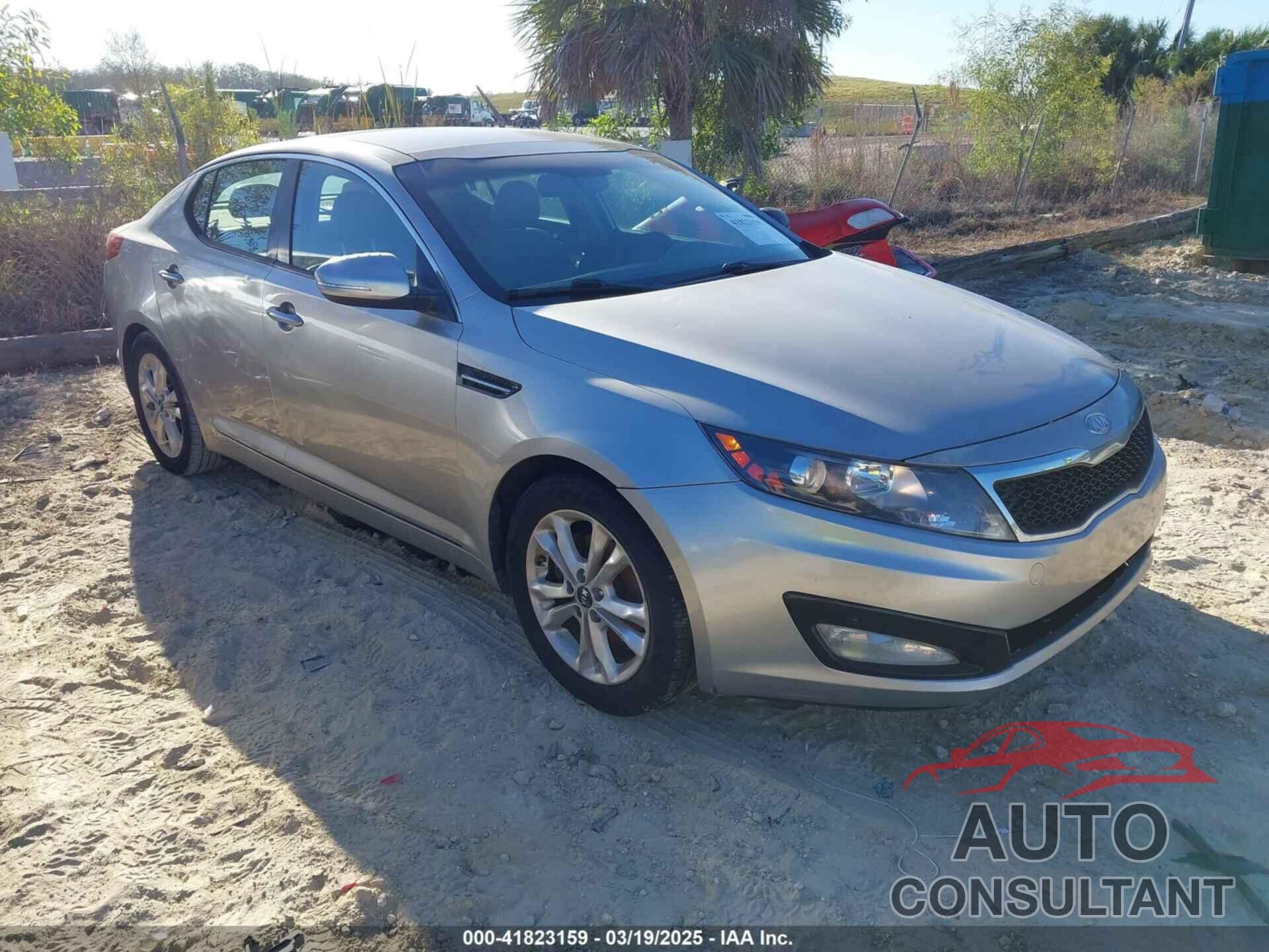 KIA OPTIMA 2011 - KNAGN4A7XB5049146
