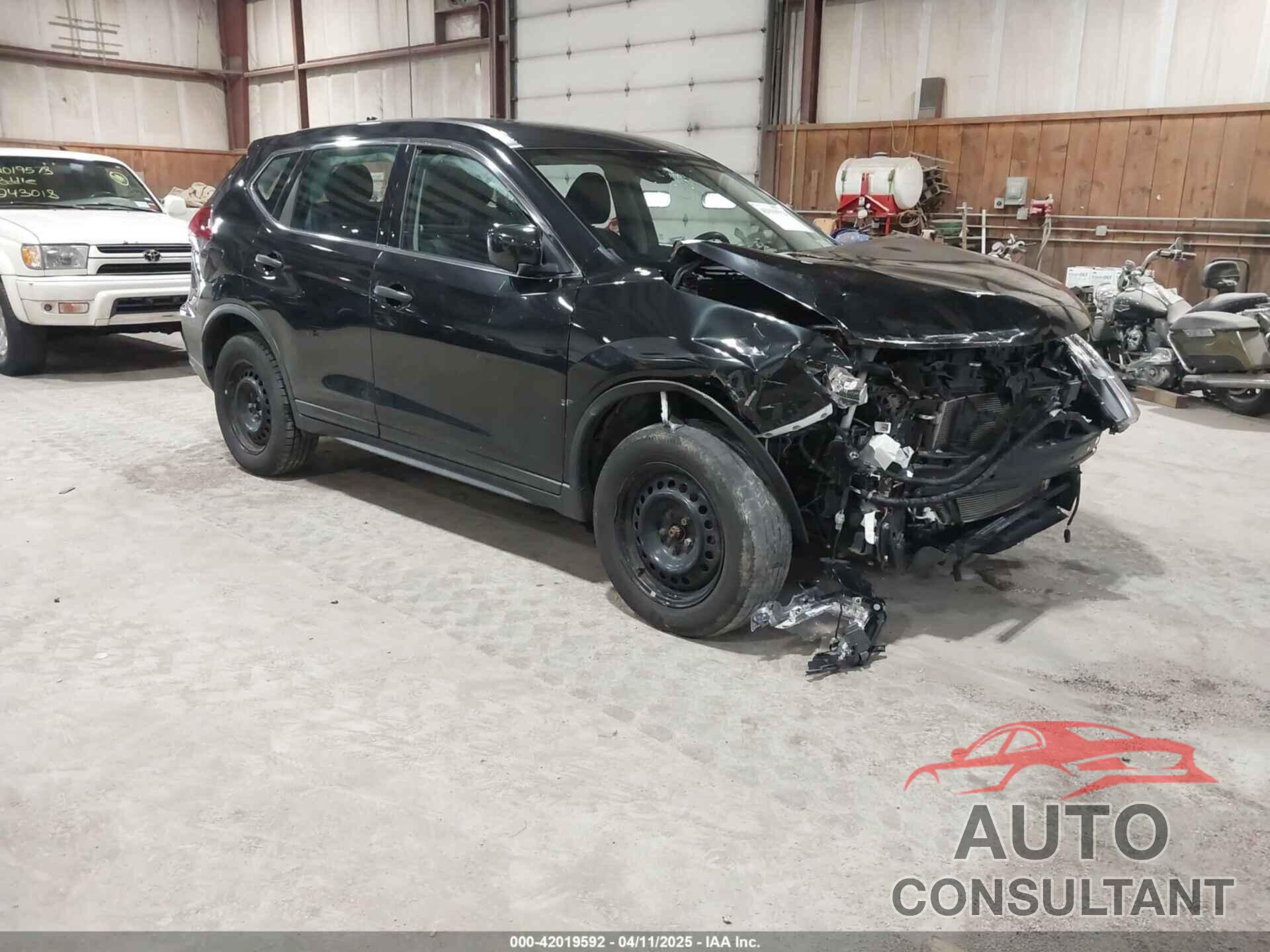 NISSAN ROGUE 2019 - KNMAT2MV3KP544676