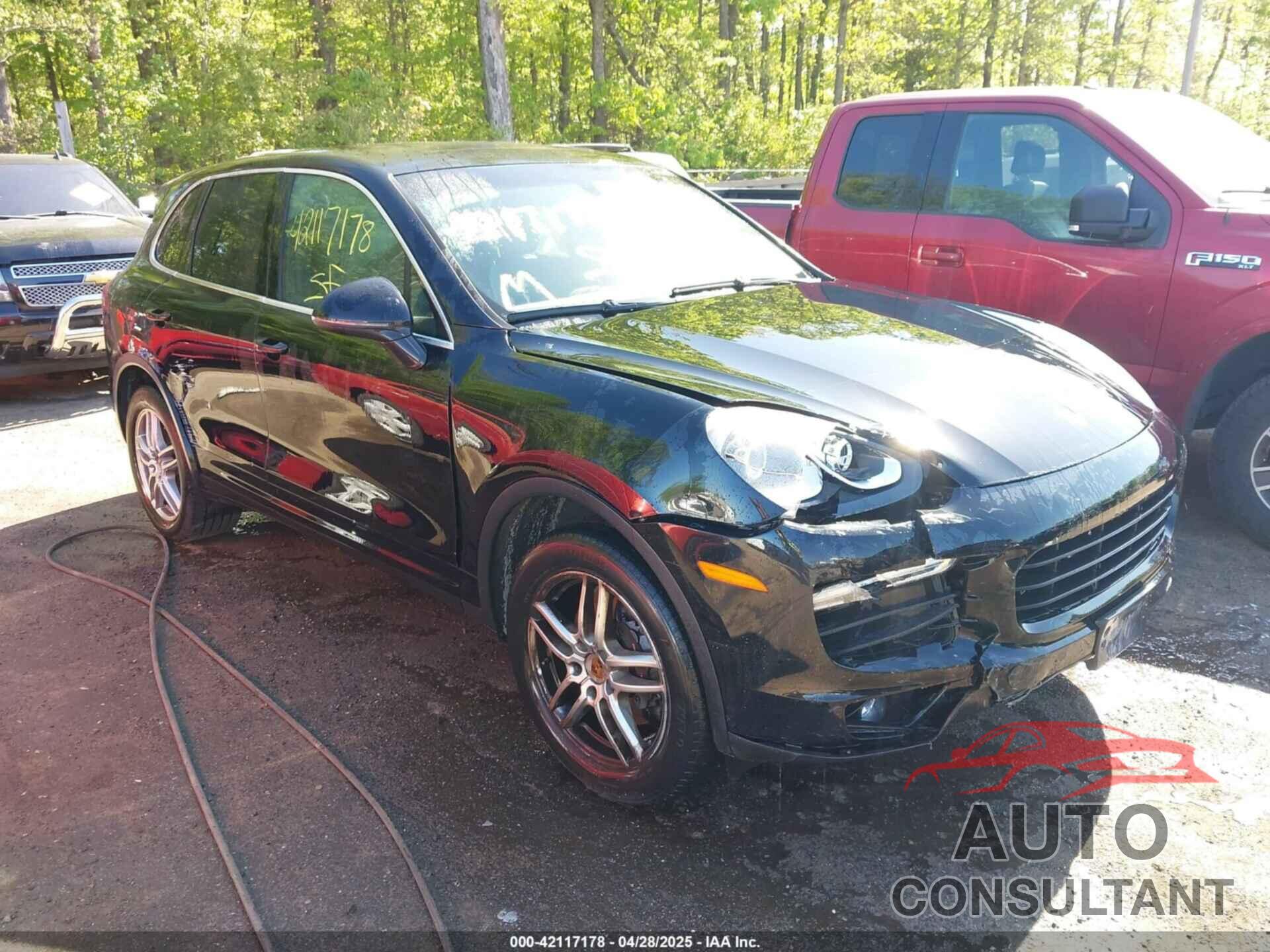 PORSCHE CAYENNE 2016 - WP1AA2A23GLA04144