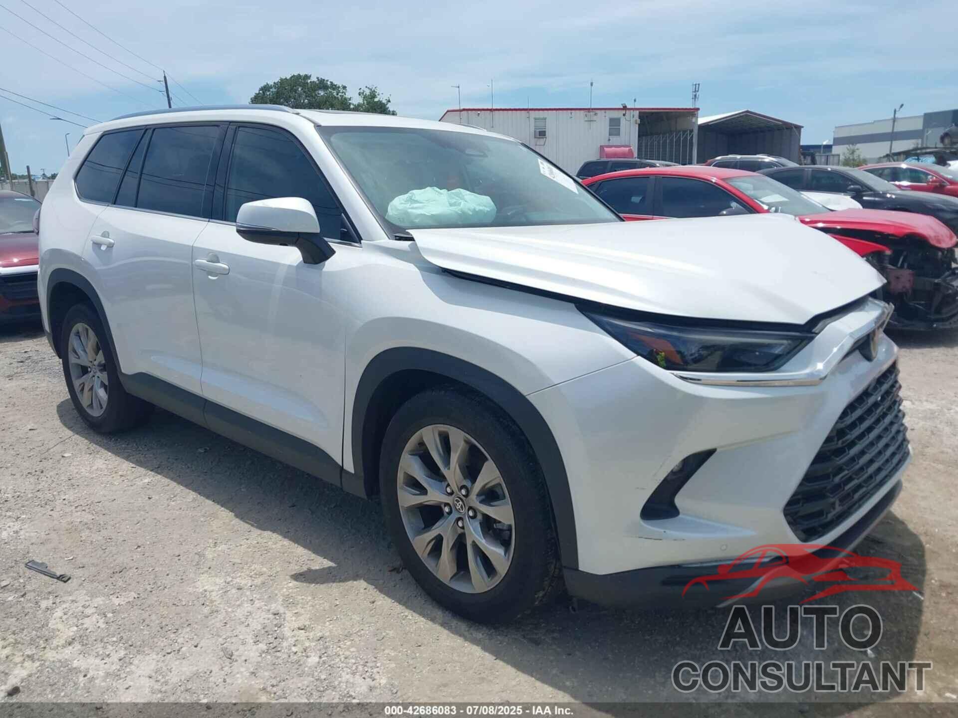TOYOTA GRAND HIGHLANDER 2024 - 5TDAAAA54RS000398