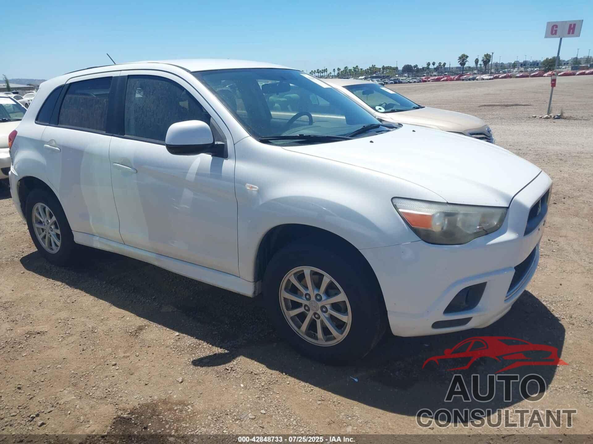 MITSUBISHI OUTLANDER SPORT 2012 - JA4AP3AU7CZ006388