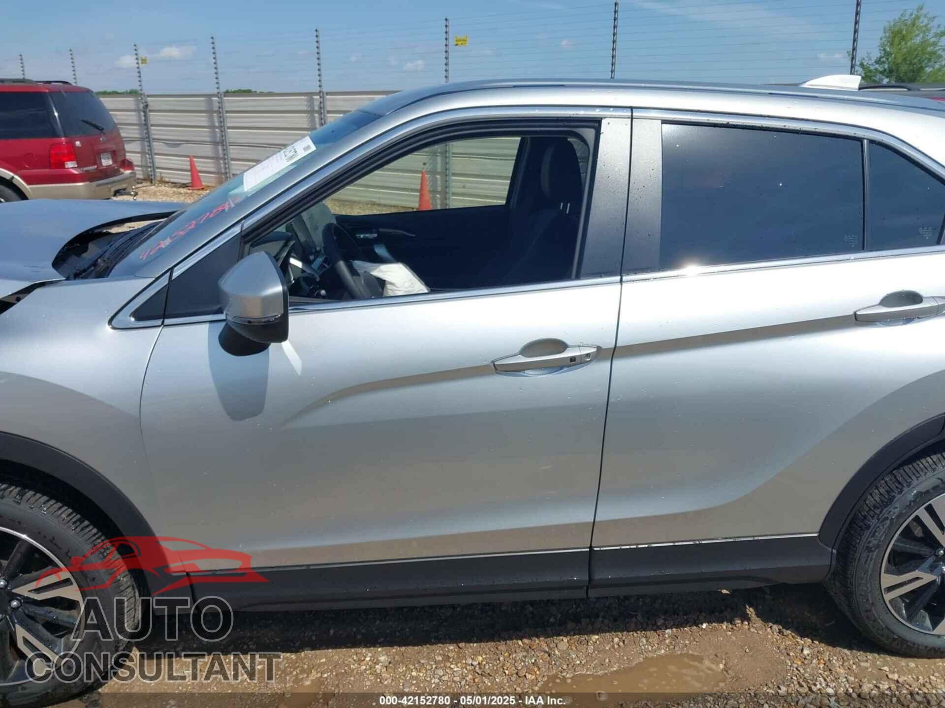 MITSUBISHI ECLIPSE CROSS 2025 - JA4ATWAA3SZ011136