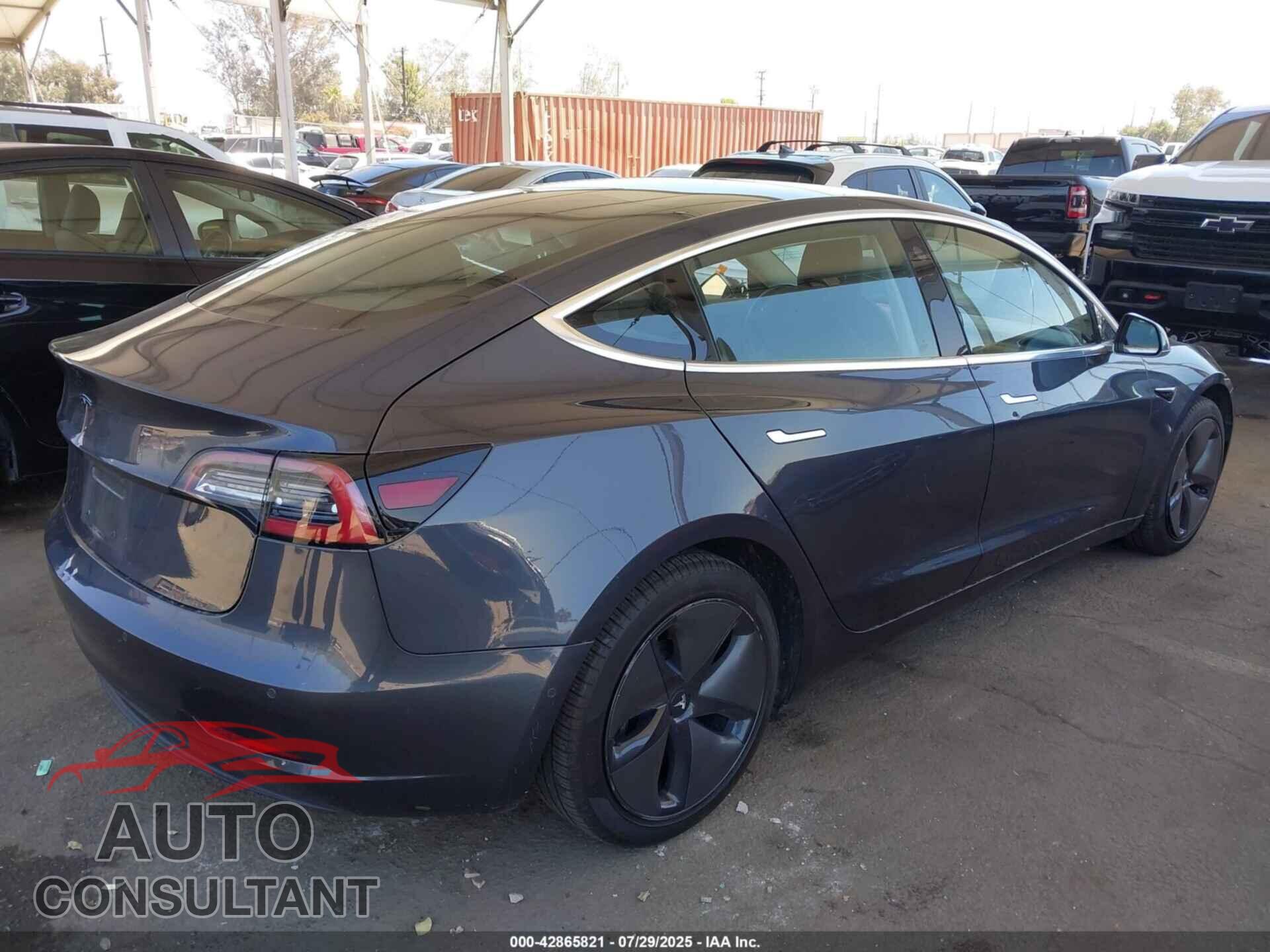TESLA MODEL 3 2018 - 5YJ3E1EA6JF101553