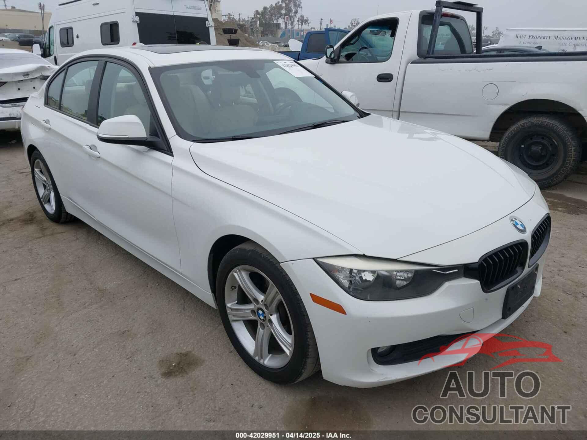 BMW 320I 2014 - WBA3B1G58ENS80160