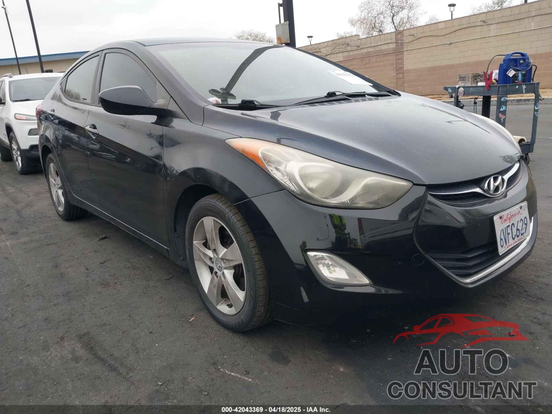 HYUNDAI ELANTRA 2012 - KMHDH4AE0CU391929