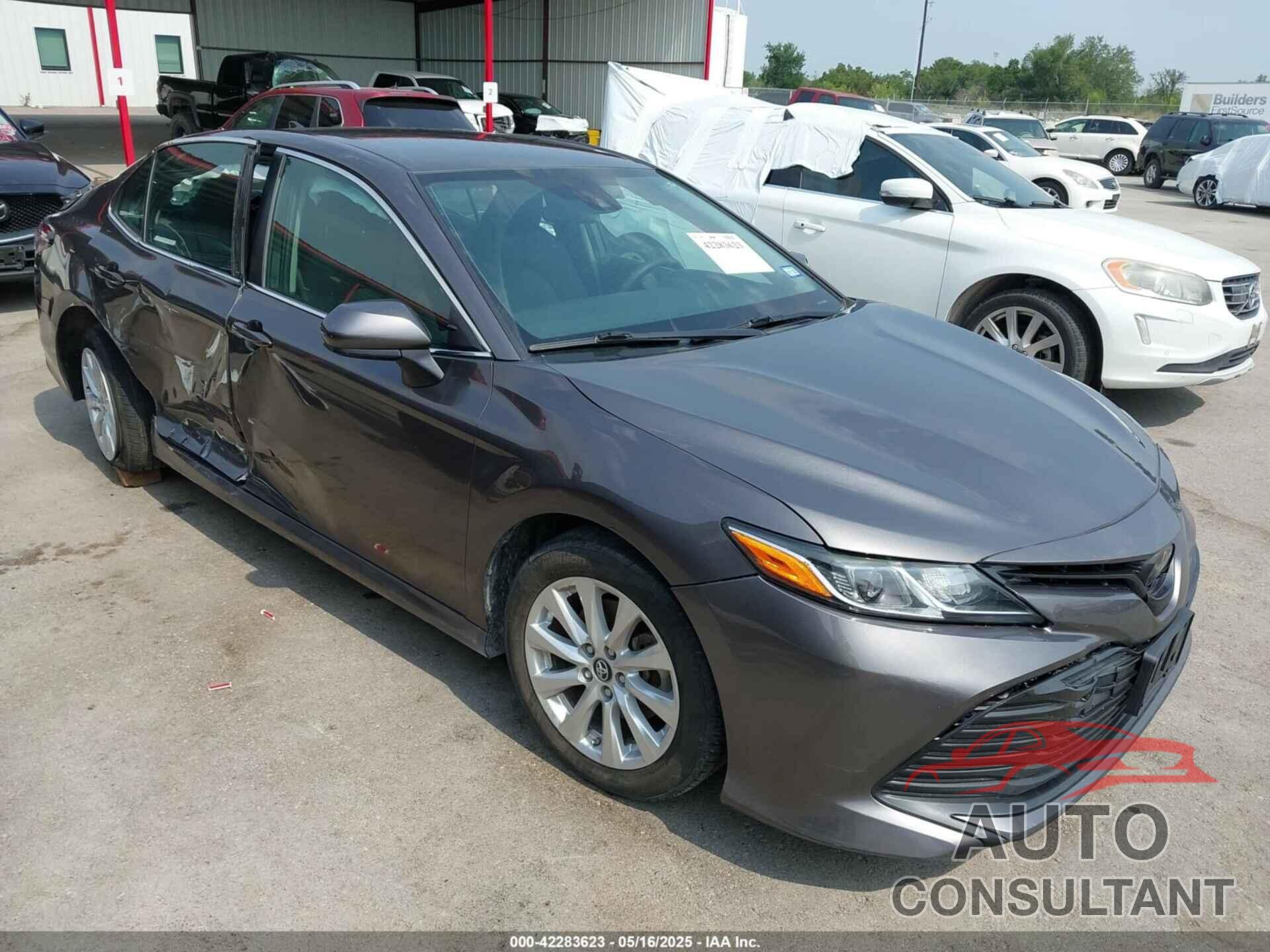 TOYOTA CAMRY 2019 - 4T1B11HK3KU268999