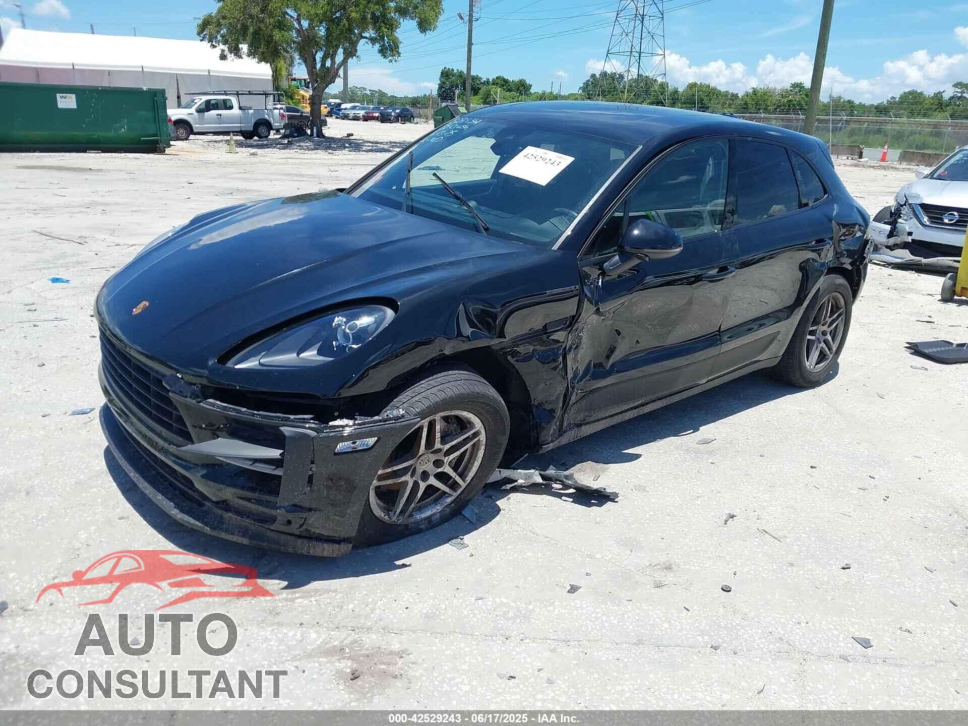 PORSCHE MACAN 2021 - WP1AA2A52MLB03298