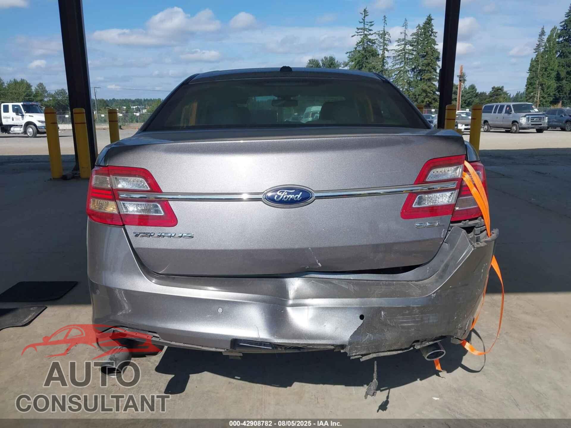 FORD TAURUS 2013 - 1FAHP2E82DG191903