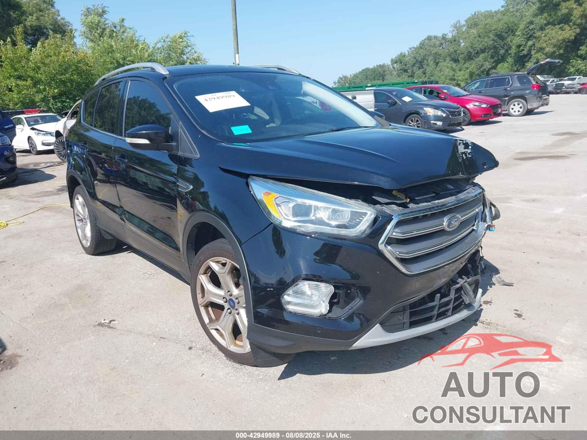FORD ESCAPE 2017 - 1FMCU9J96HUE35785
