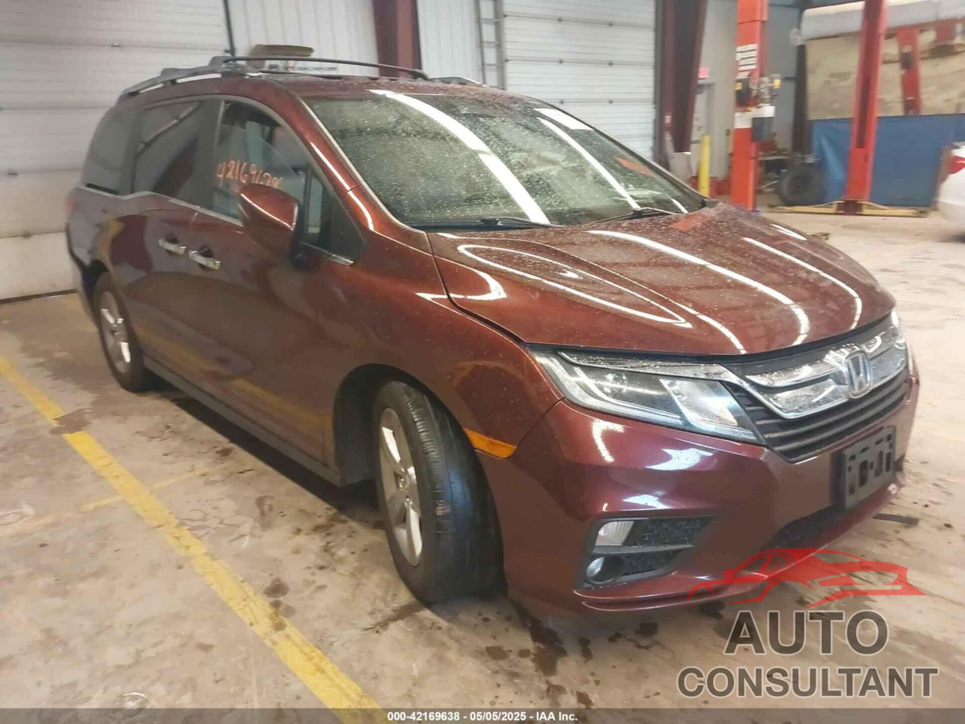 HONDA ODYSSEY 2018 - 5FNRL6H70JB067025