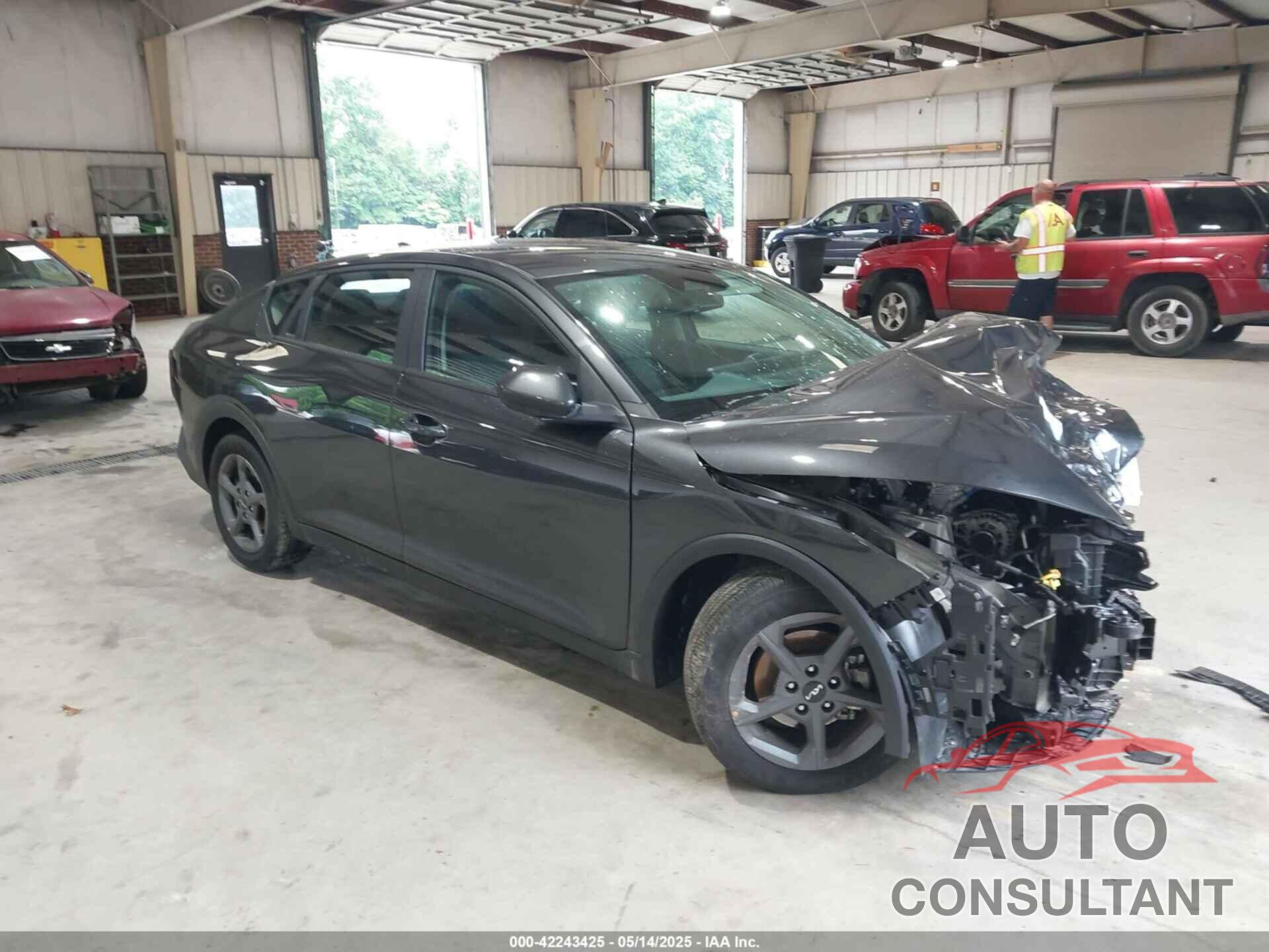 KIA K4 2025 - 3KPFT4DE3SE032238