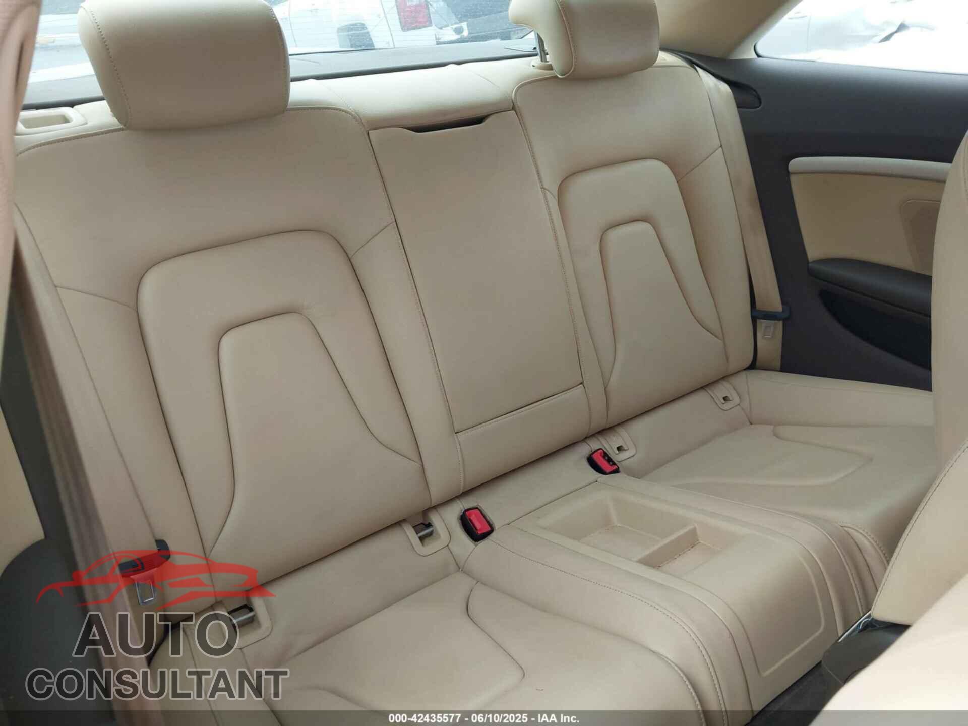 AUDI A5 2014 - WAUCFAFR2EA052753