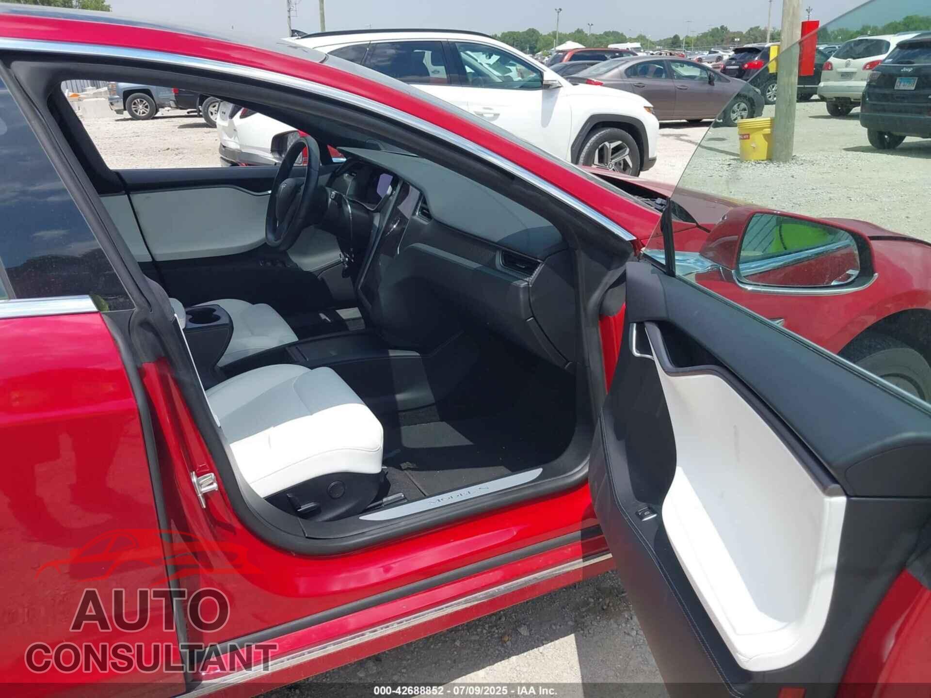 TESLA MODEL S 2018 - 5YJSA1E28JF292537