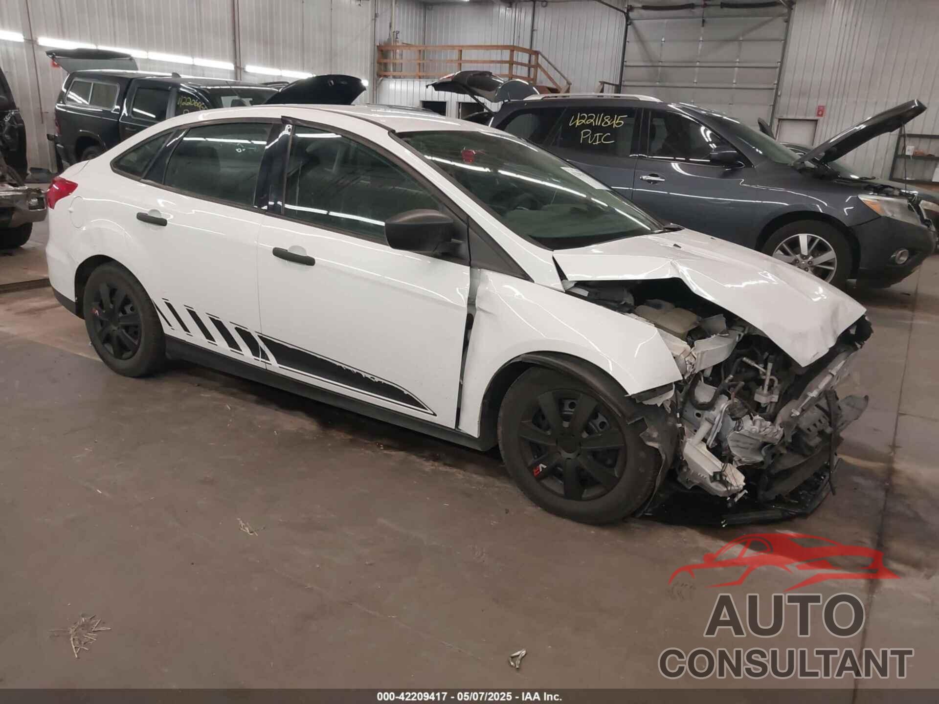 FORD FOCUS 2016 - 1FADP3E24GL339500