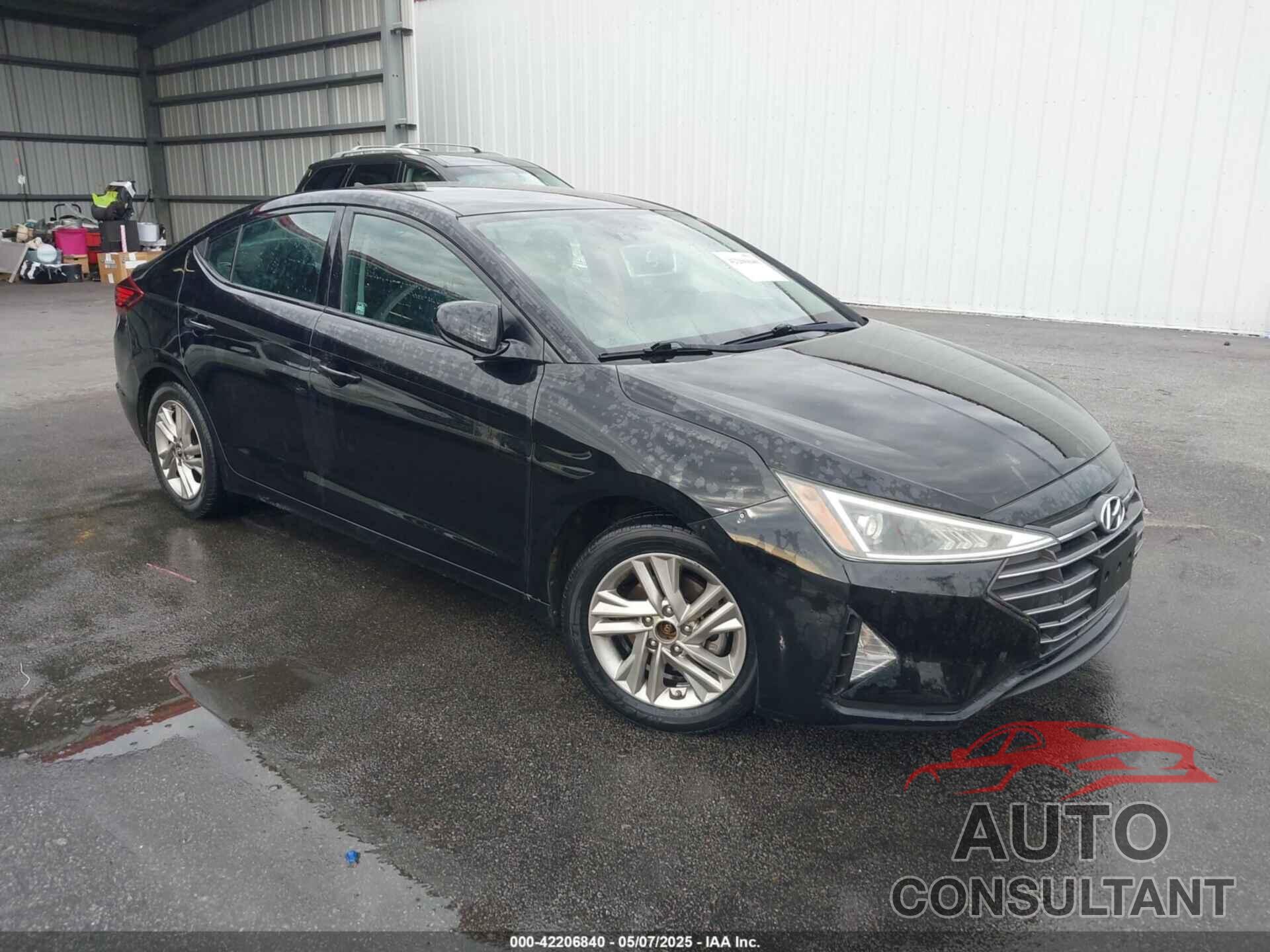 HYUNDAI ELANTRA 2019 - 5NPD84LF9KH420850
