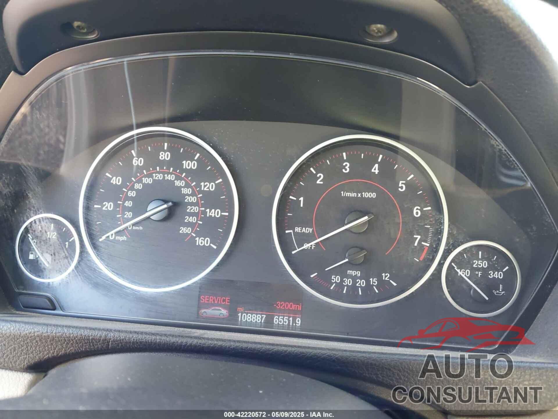 BMW 328I 2016 - WBA8E7C53GK415555