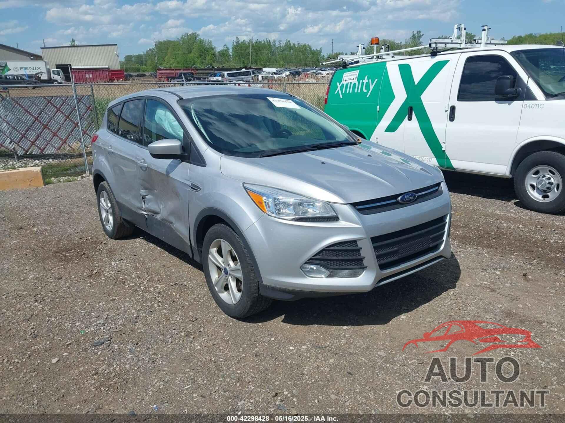 FORD ESCAPE 2015 - 1FMCU0GX1FUA40556