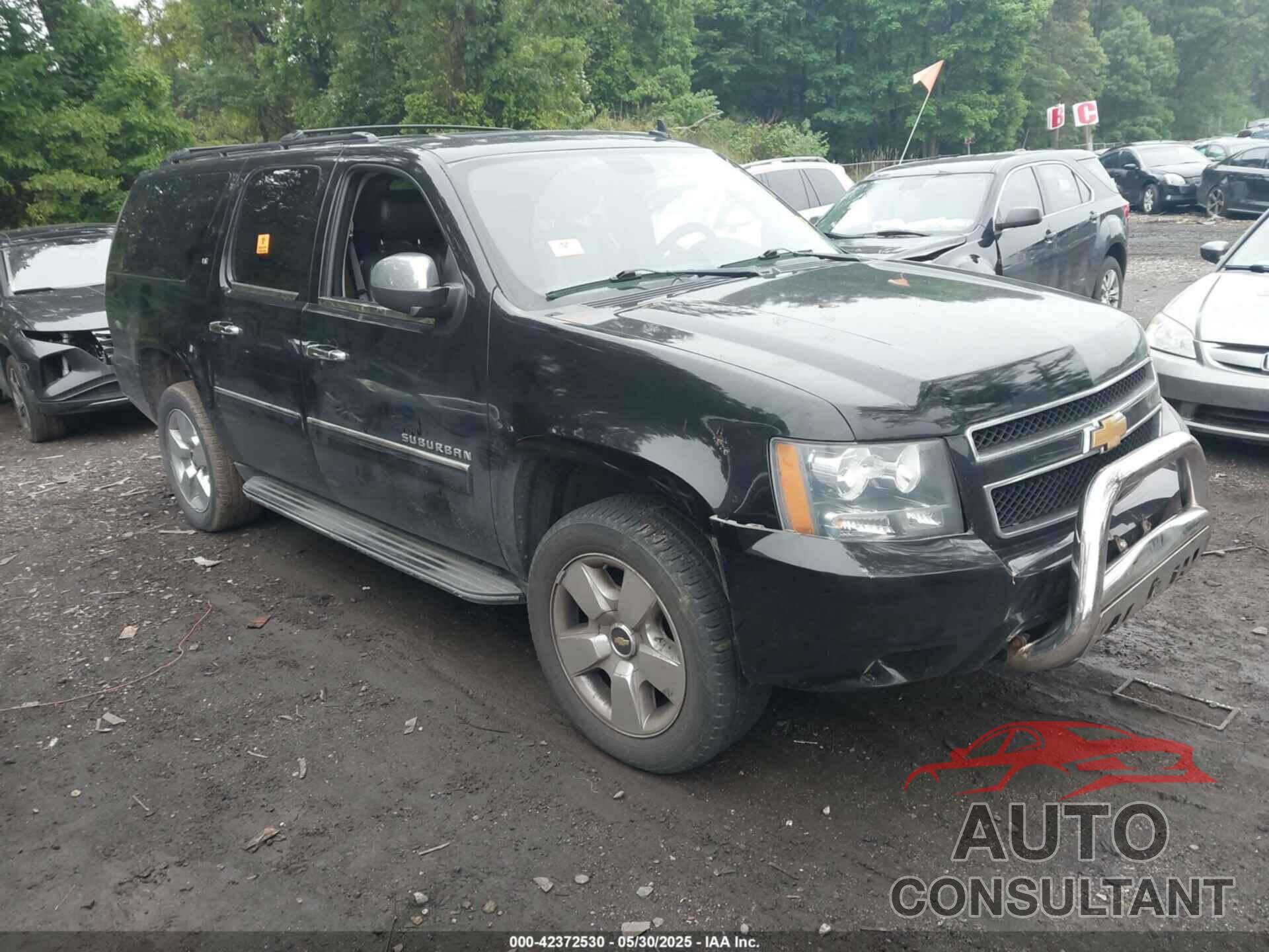 CHEVROLET SUBURBAN 1500 2012 - 1GNSKJE79CR159282