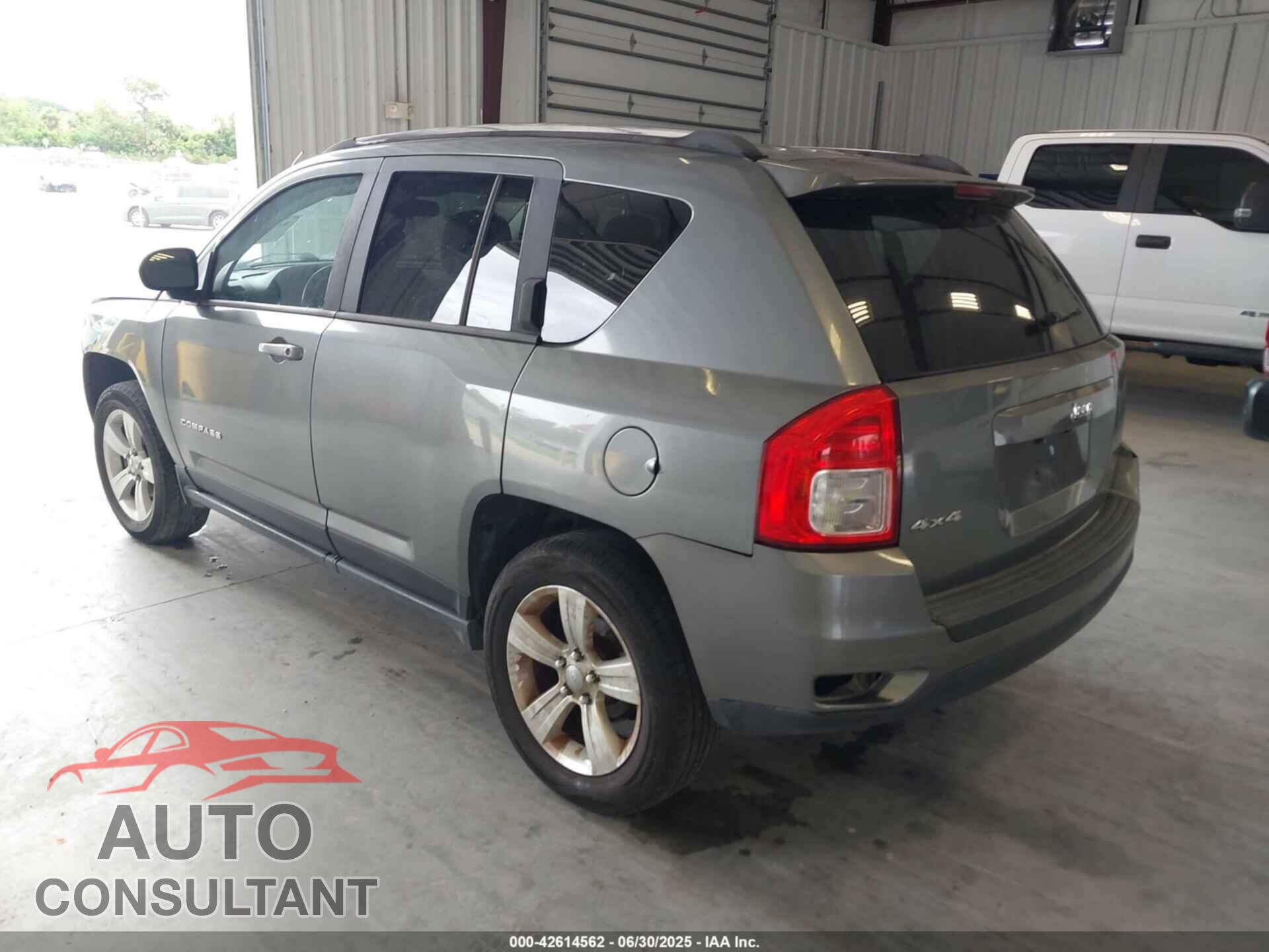 JEEP COMPASS 2012 - 1C4NJDBB6CD675793