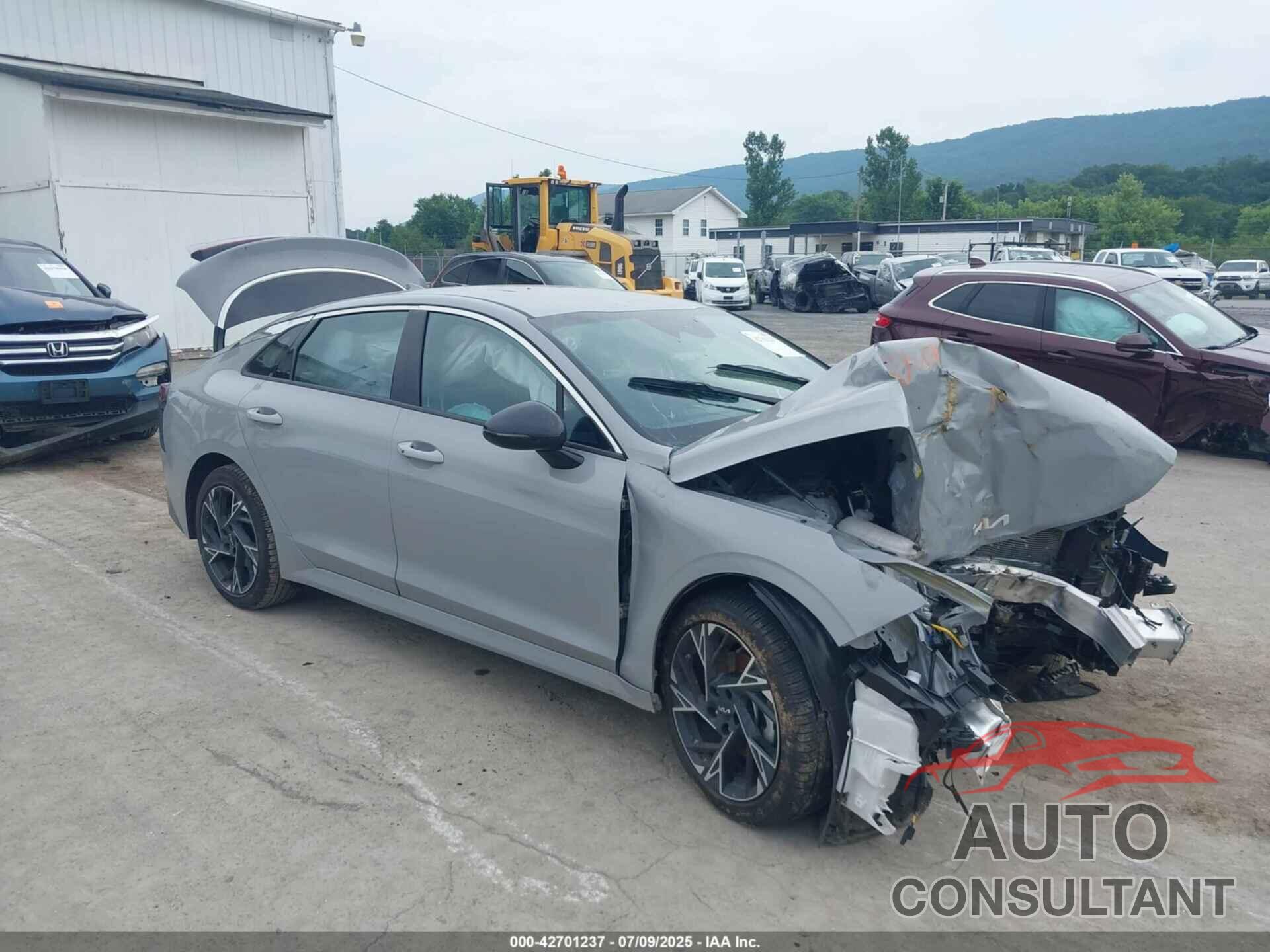 KIA K5 2025 - KNAG64J70S5337089