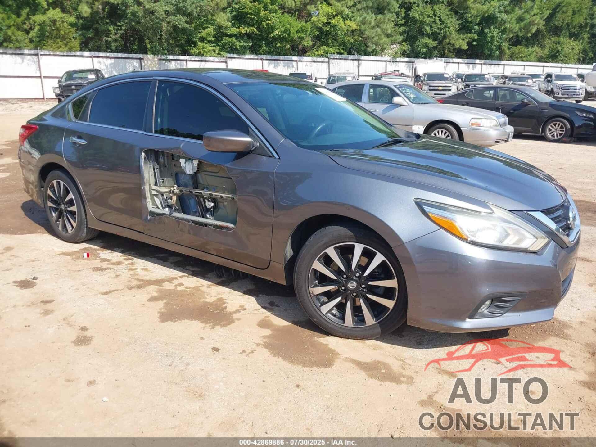 NISSAN ALTIMA 2018 - 1N4AL3AP5JC261865
