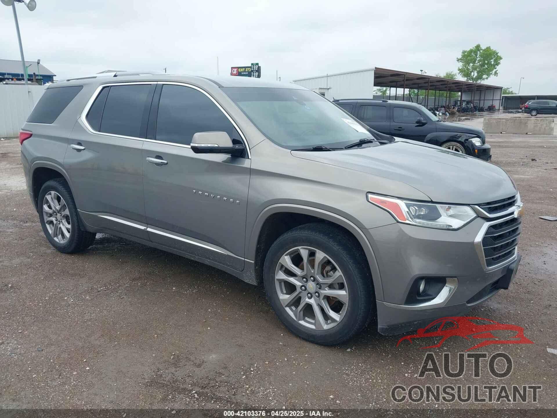 CHEVROLET TRAVERSE 2018 - 1GNERKKW6JJ274900
