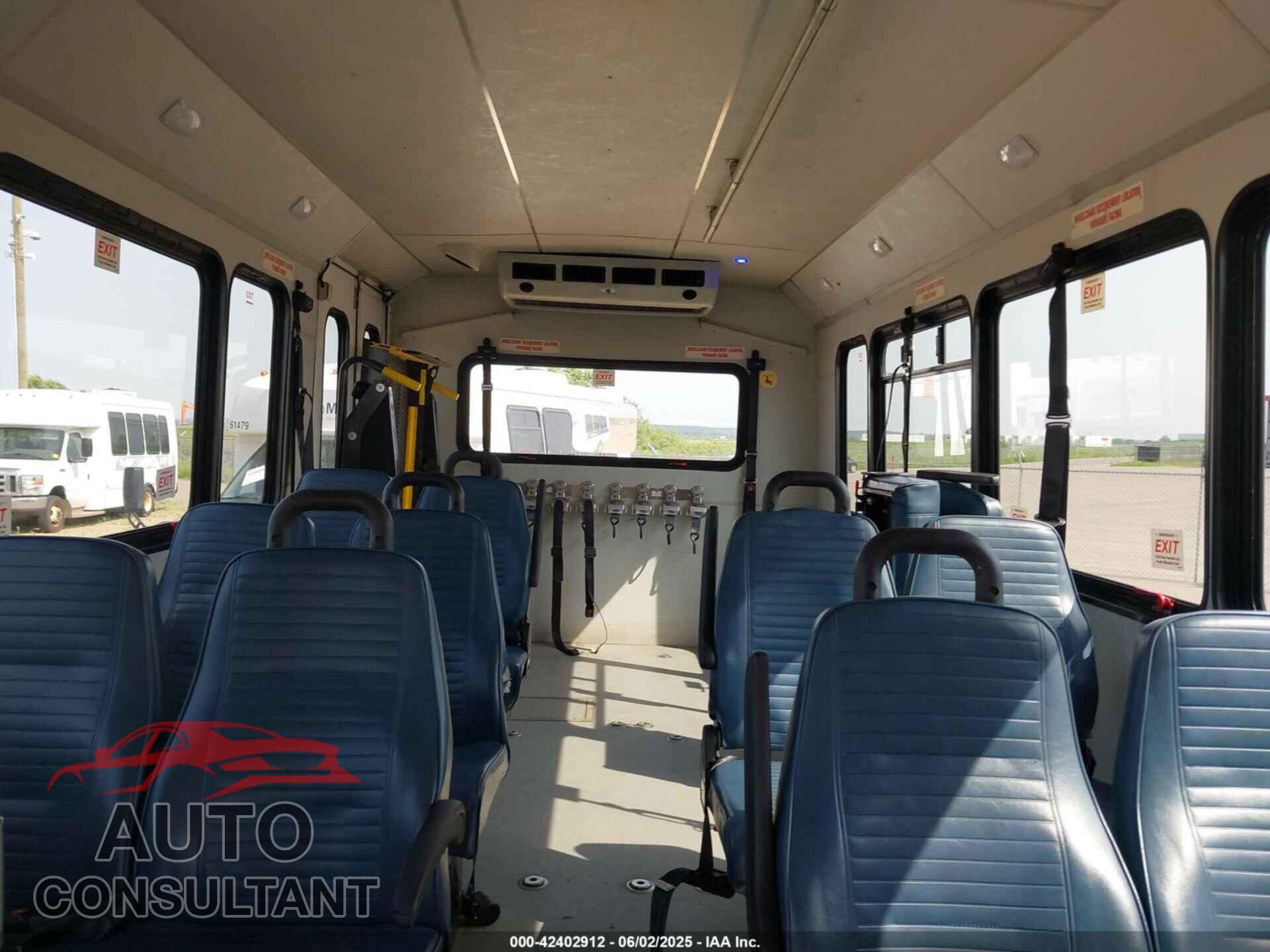 FORD E-450 CUTAWAY 2018 - 1FDFE4FS3JDC36319