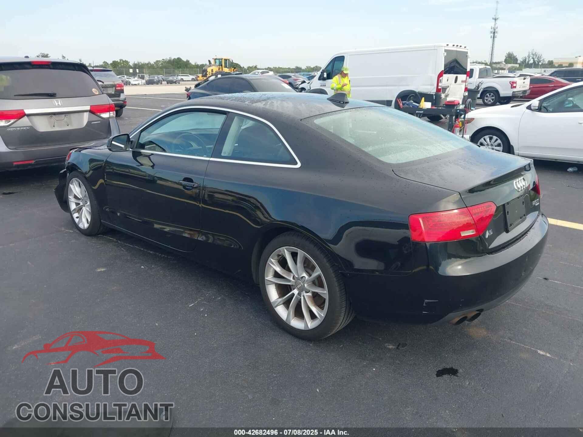 AUDI A5 2013 - WAUCFAFR4DA042899