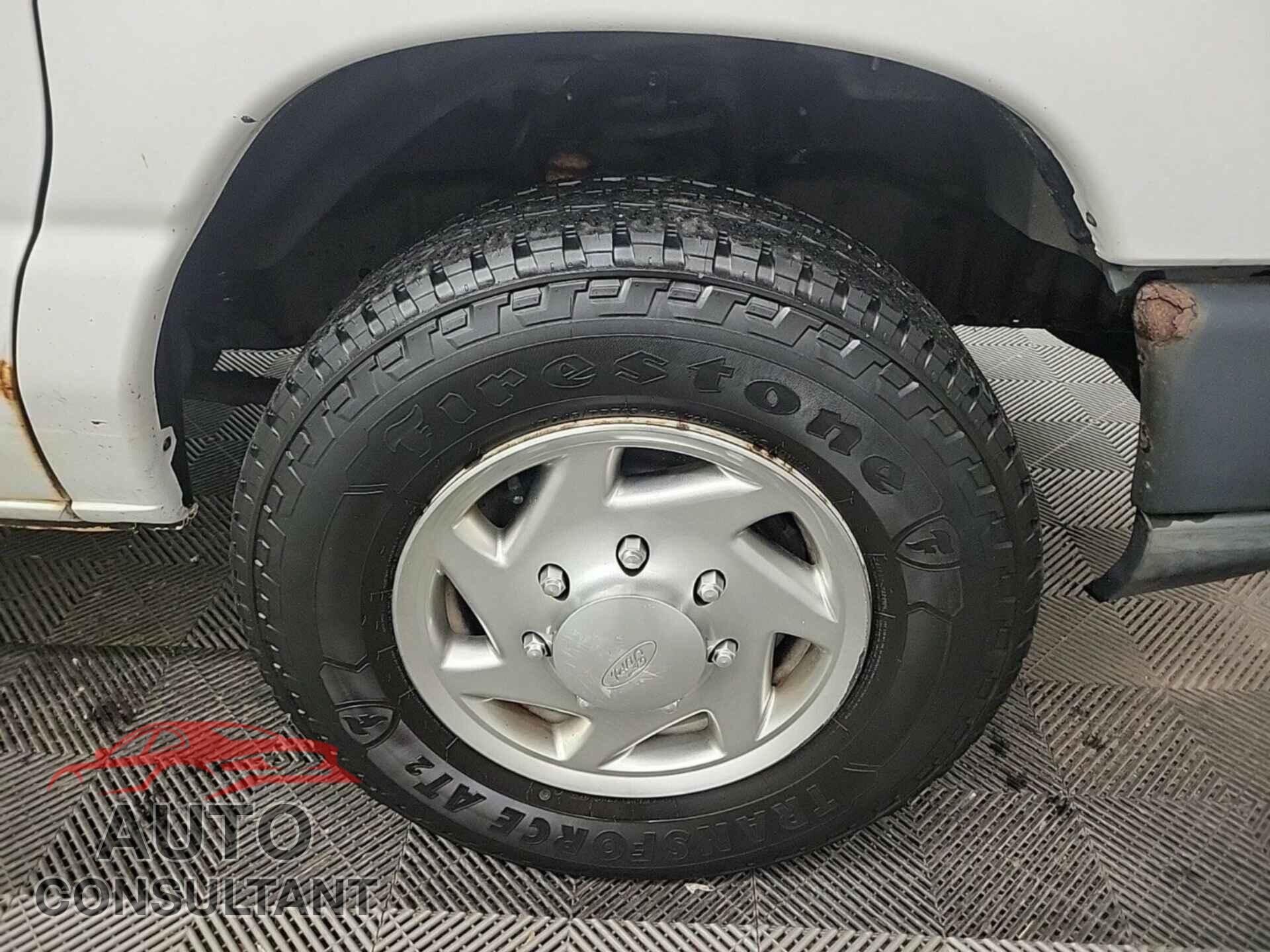 FORD ECONOLINE 2010 - 1FTNE2EL1ADA10357