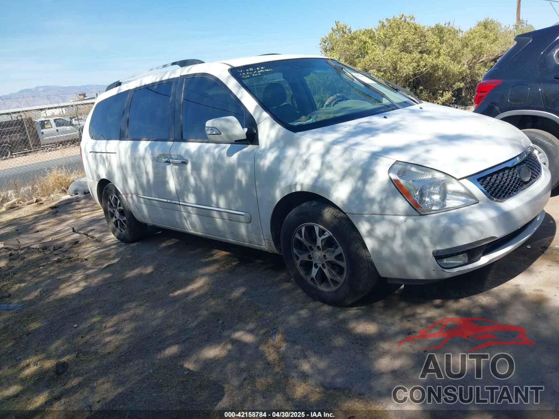 KIA SEDONA 2014 - KNDMH4C75E6547862