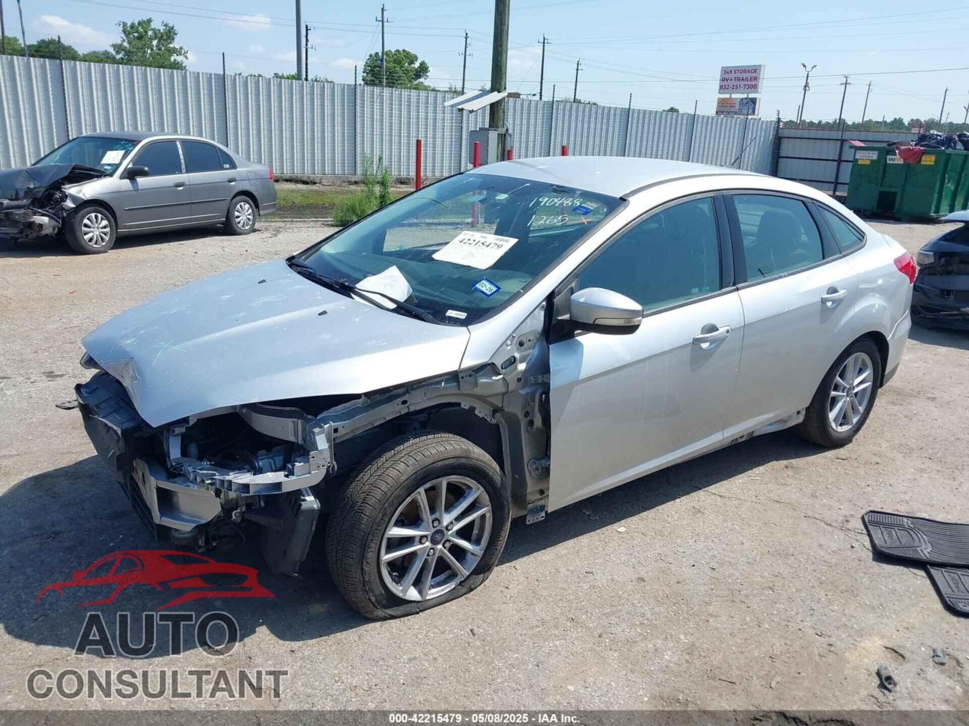 FORD FOCUS 2017 - 1FADP3F2XHL256136